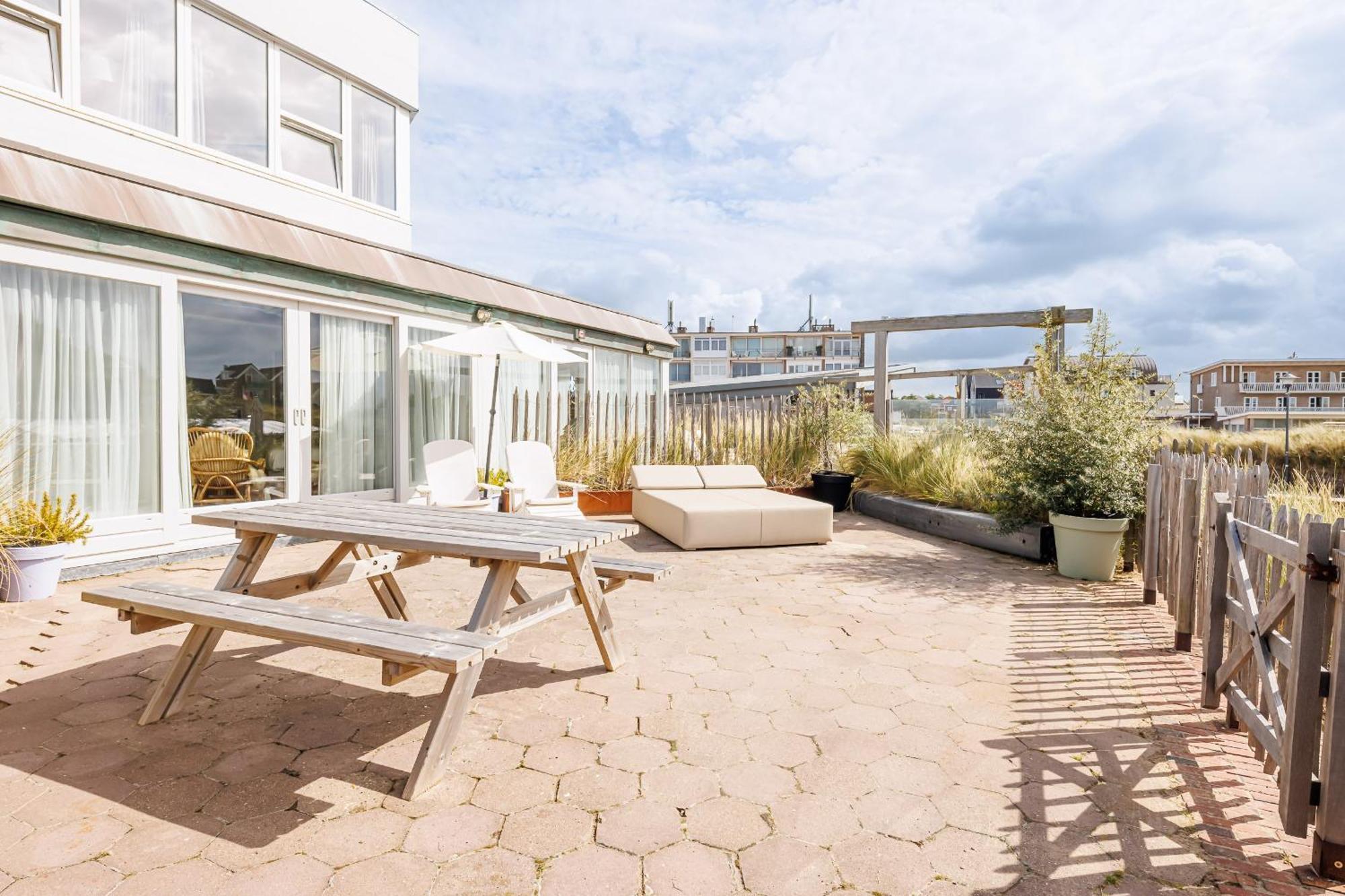 Studio Terrace