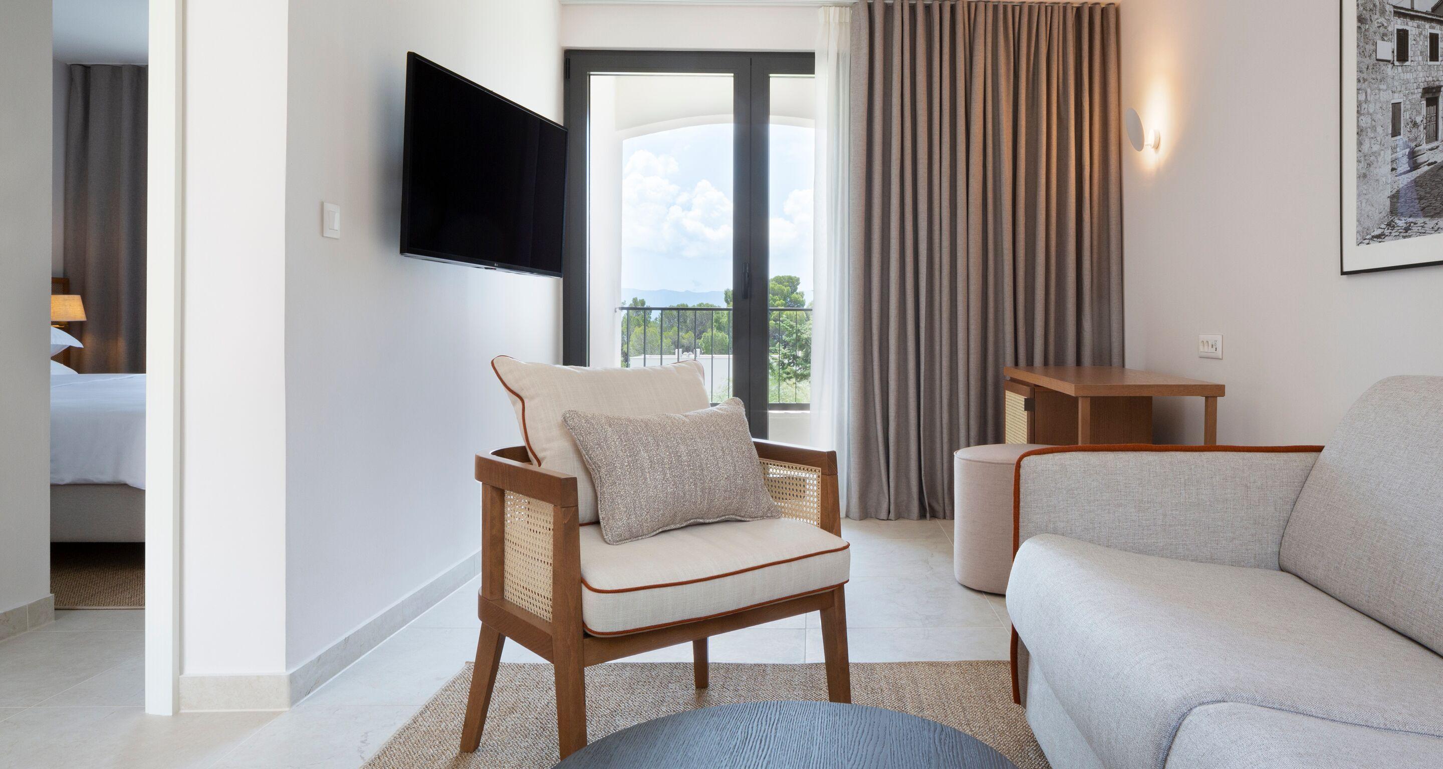Family Room Annex Building
