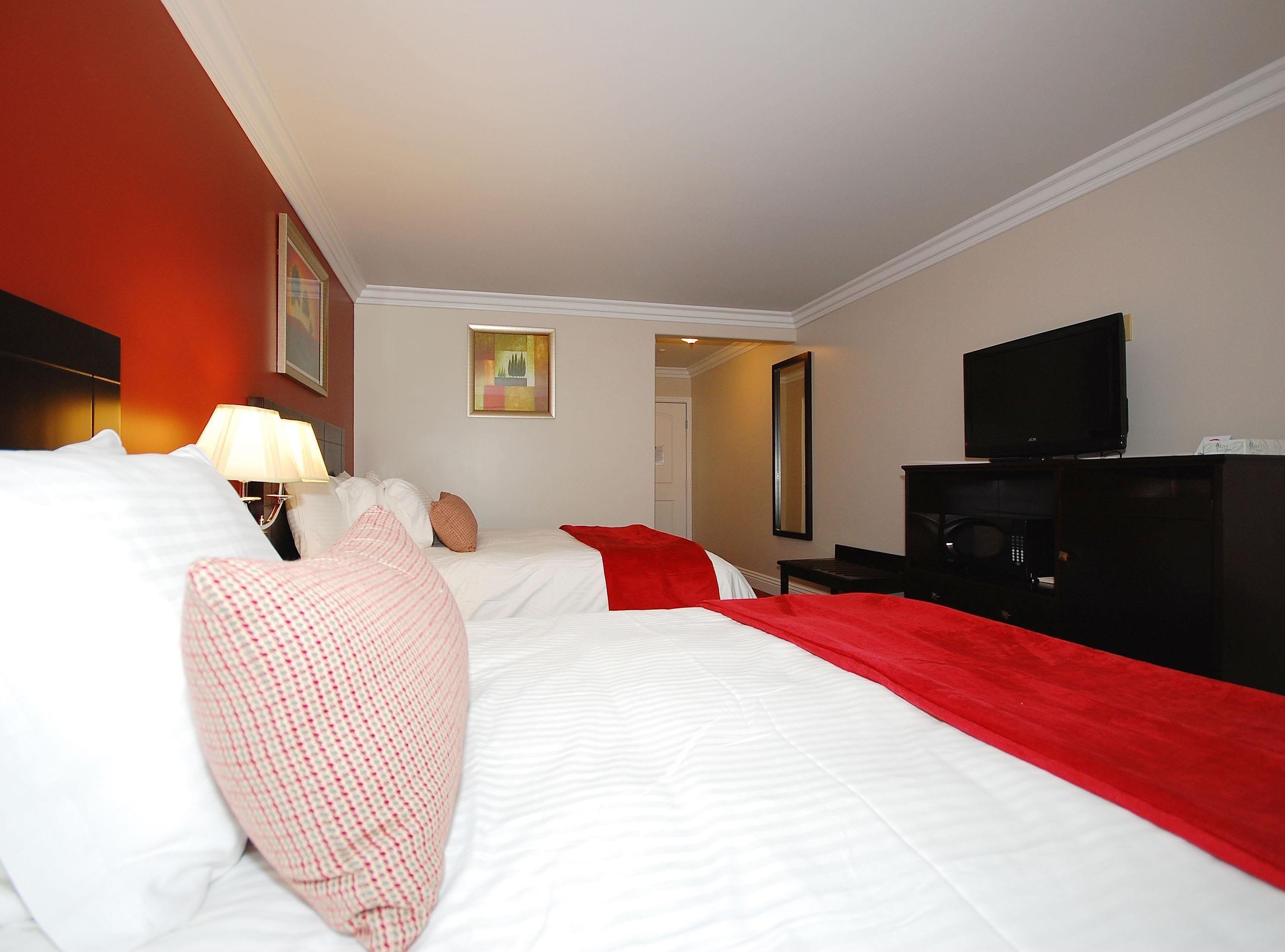 Queen Room with Two Queen Beds,1715495083:JPEG