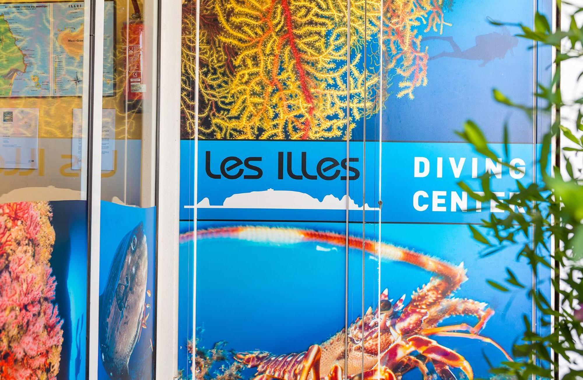 Double or Twin Room Sea View