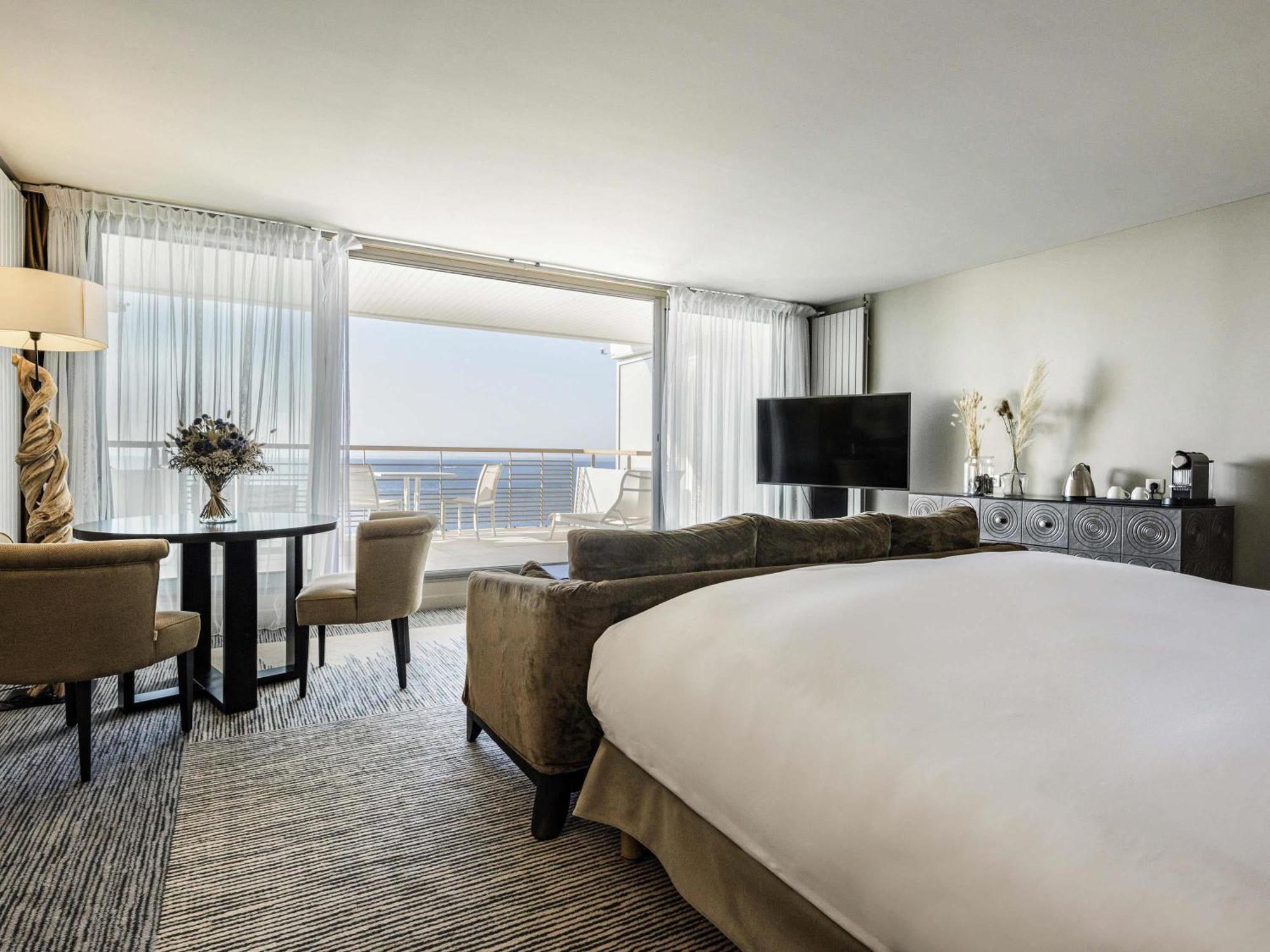 Deluxe Suite Sea View Upper Floor Terrace,1717002700:JPEG