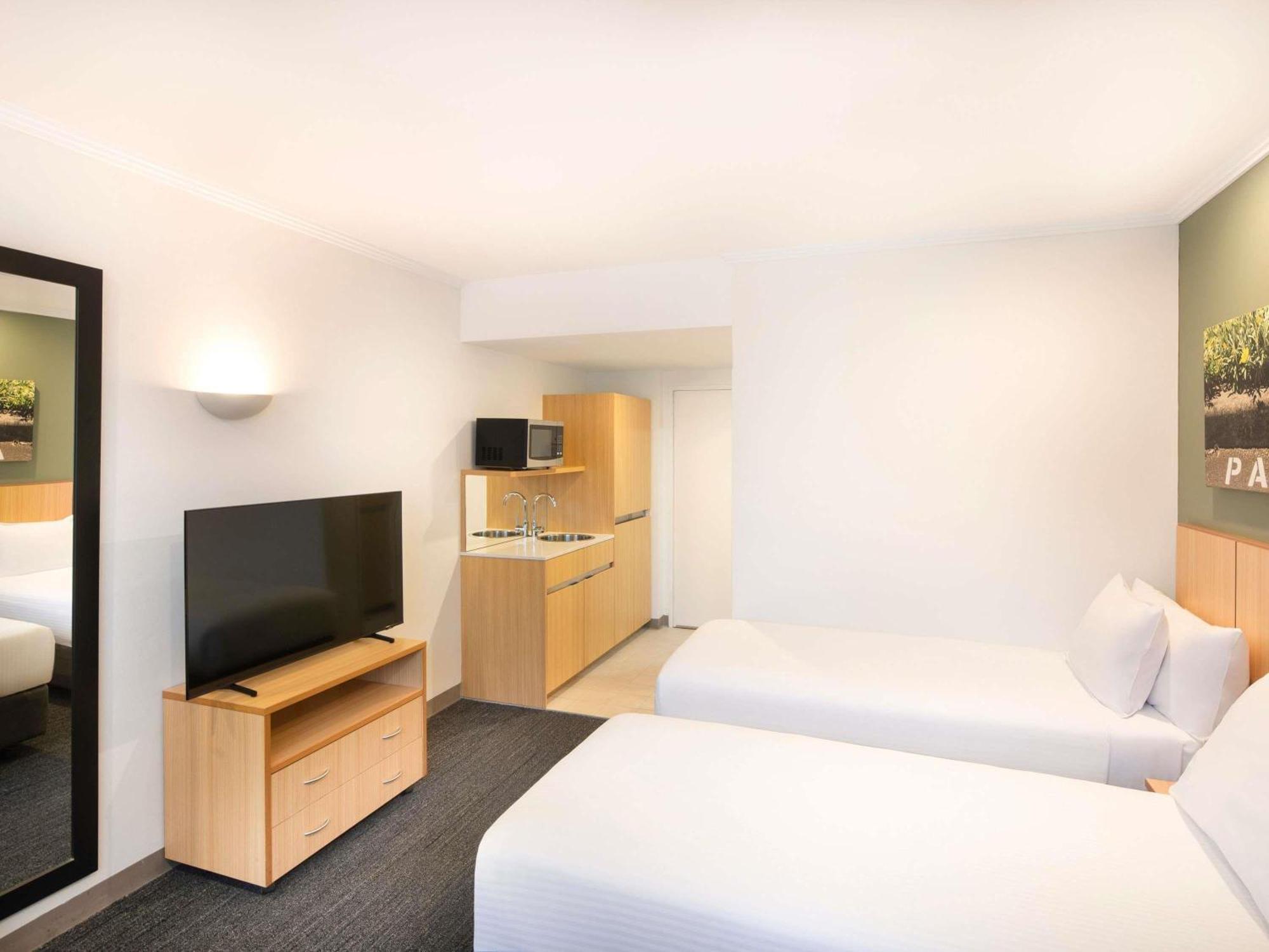 Standard Twin Room,1717012795:JPEG