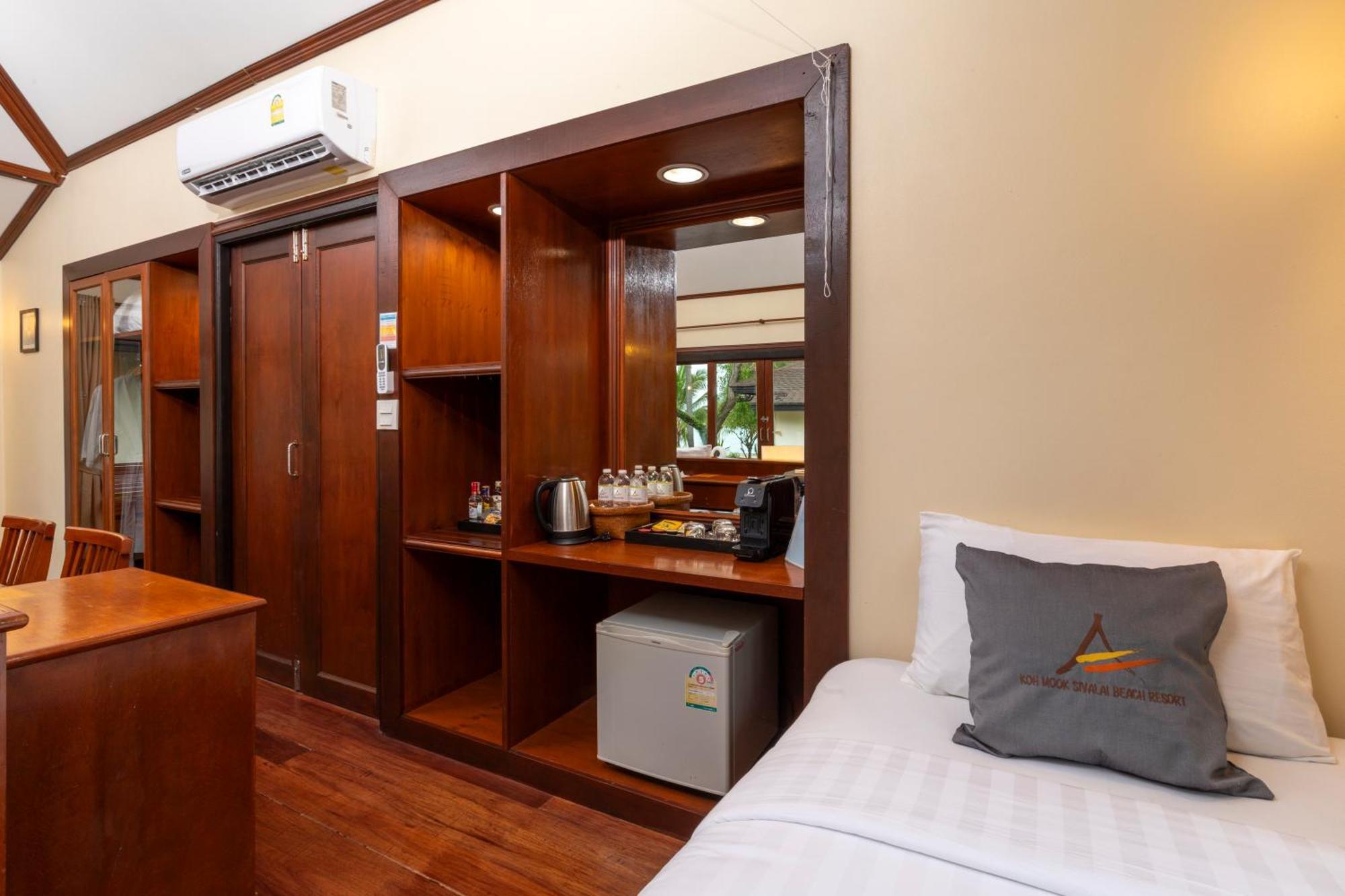 Deluxe Family Villa 2nd Row