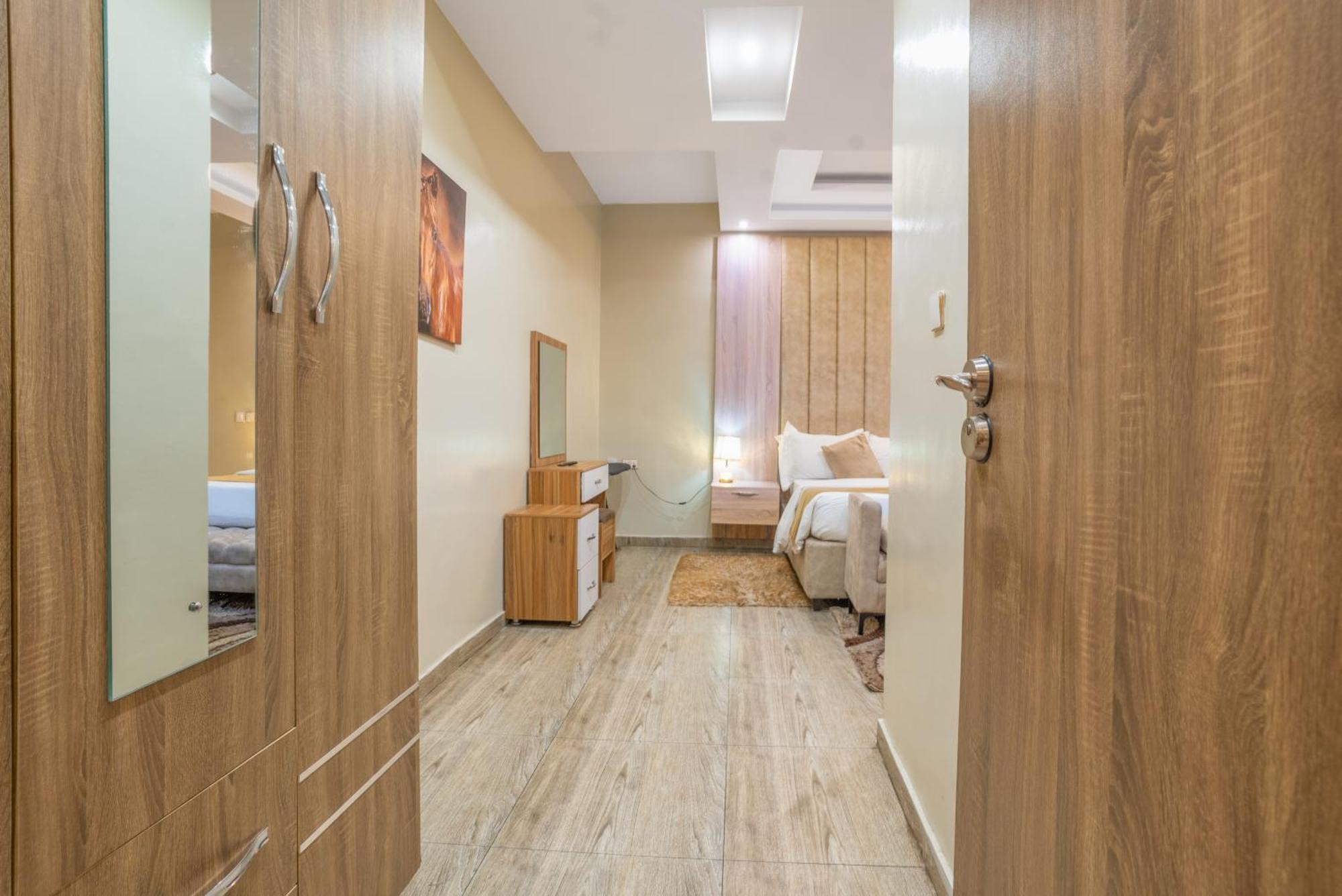 One-Bedroom Suite