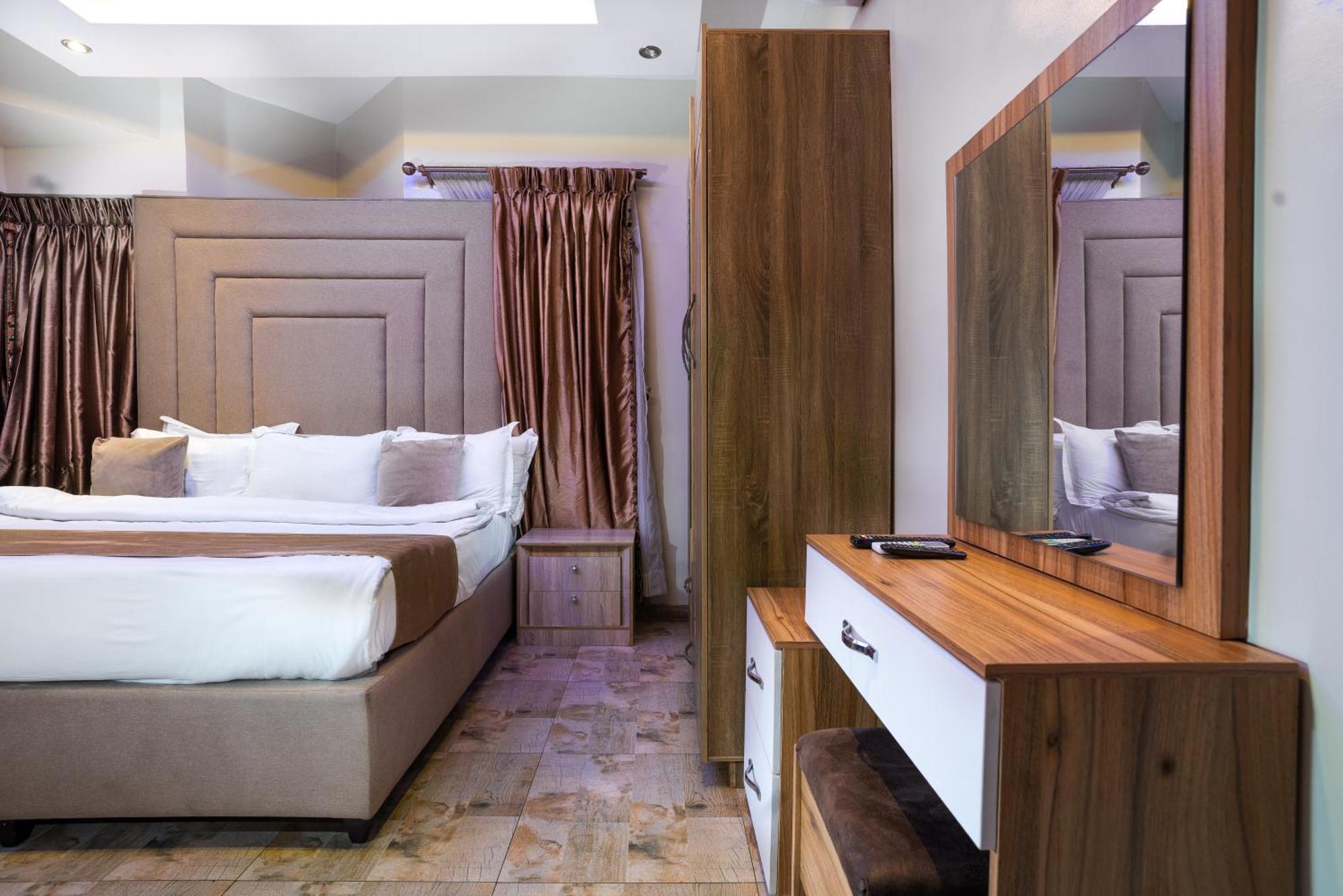 Presidential Suite