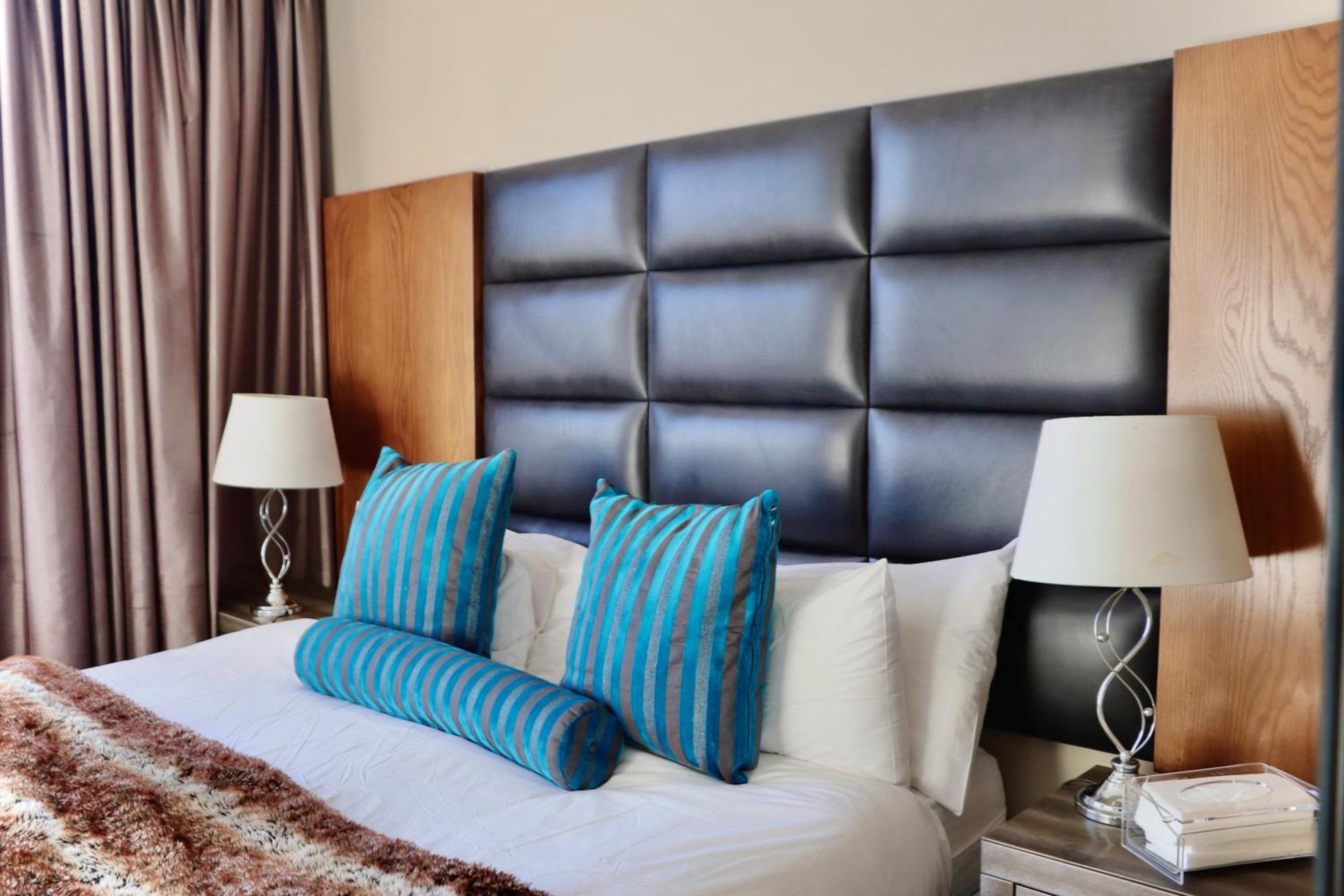 Luxury Two-Bedroom Apartment