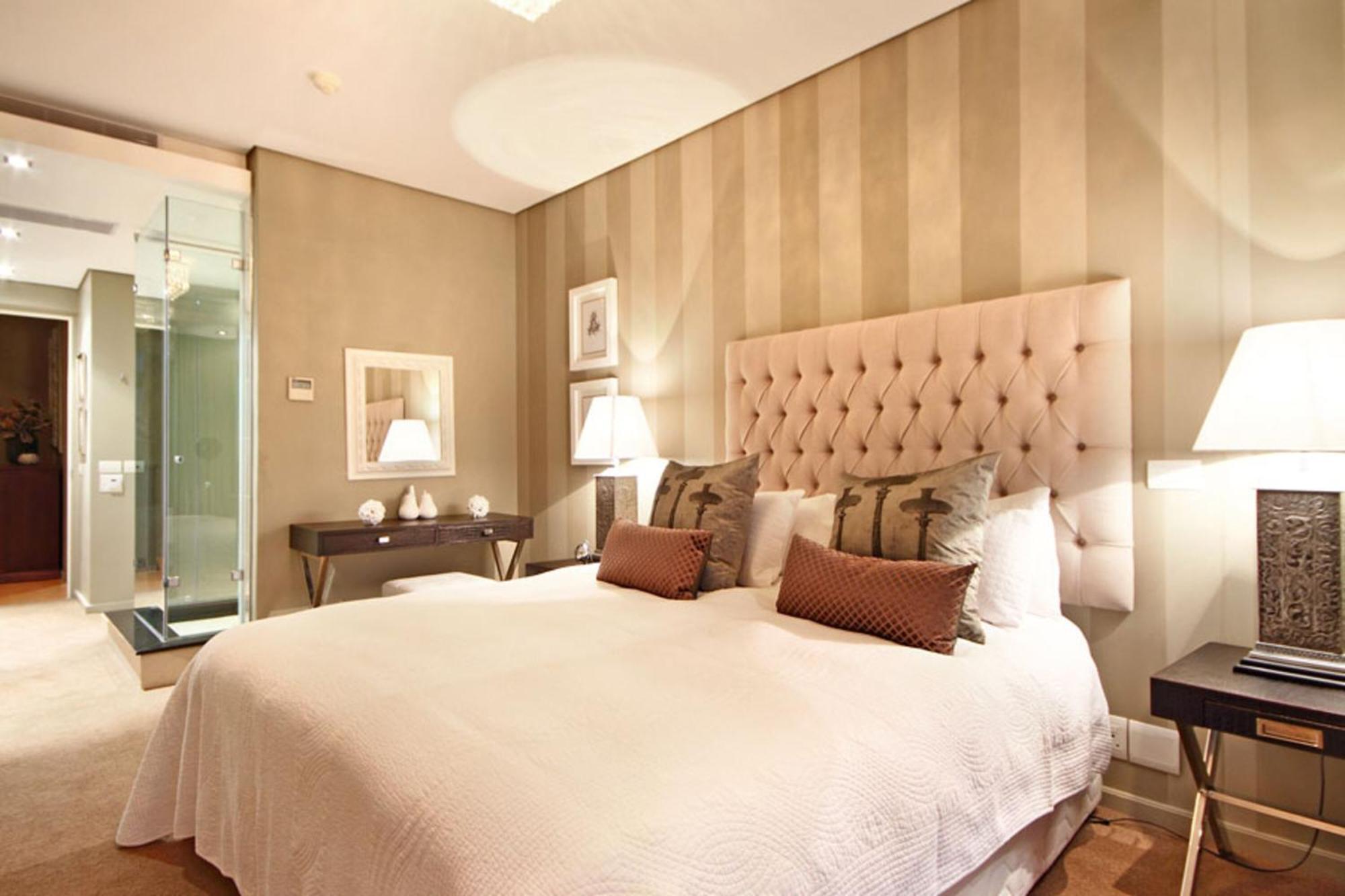 Three-Bedroom Apartment Penthouse