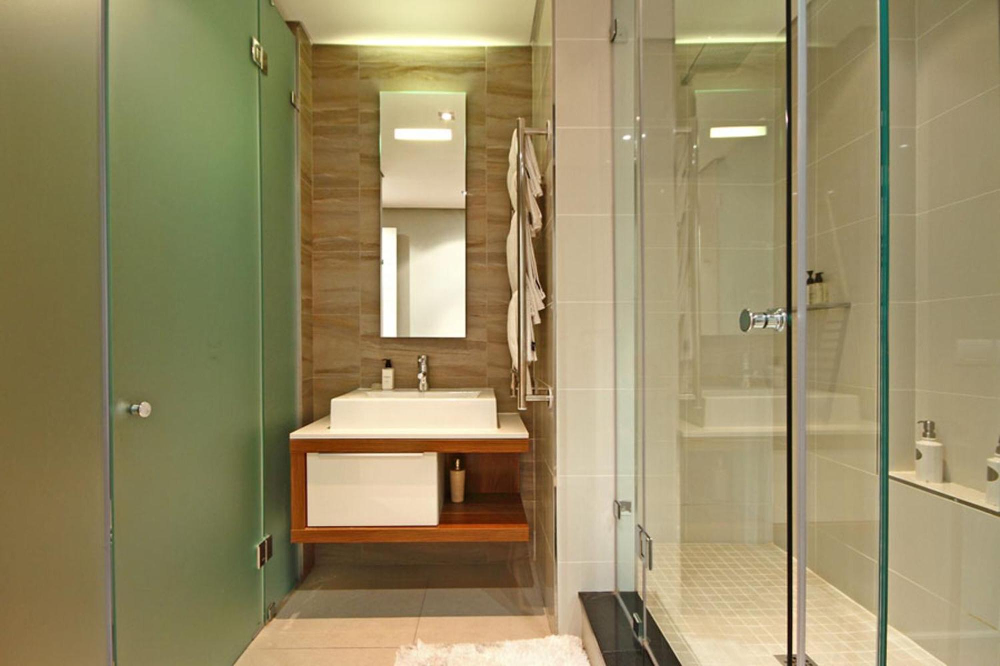 Three-Bedroom Apartment Penthouse