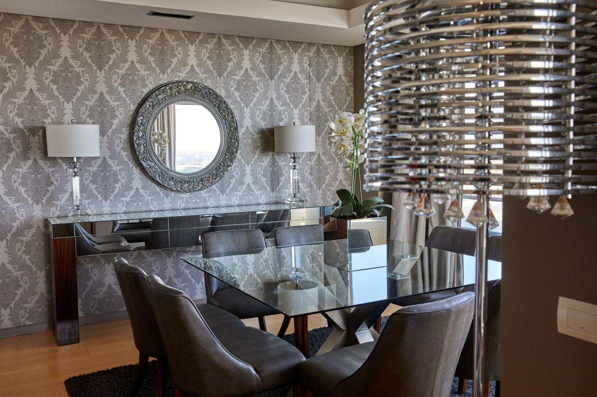 Three-Bedroom Apartment Penthouse