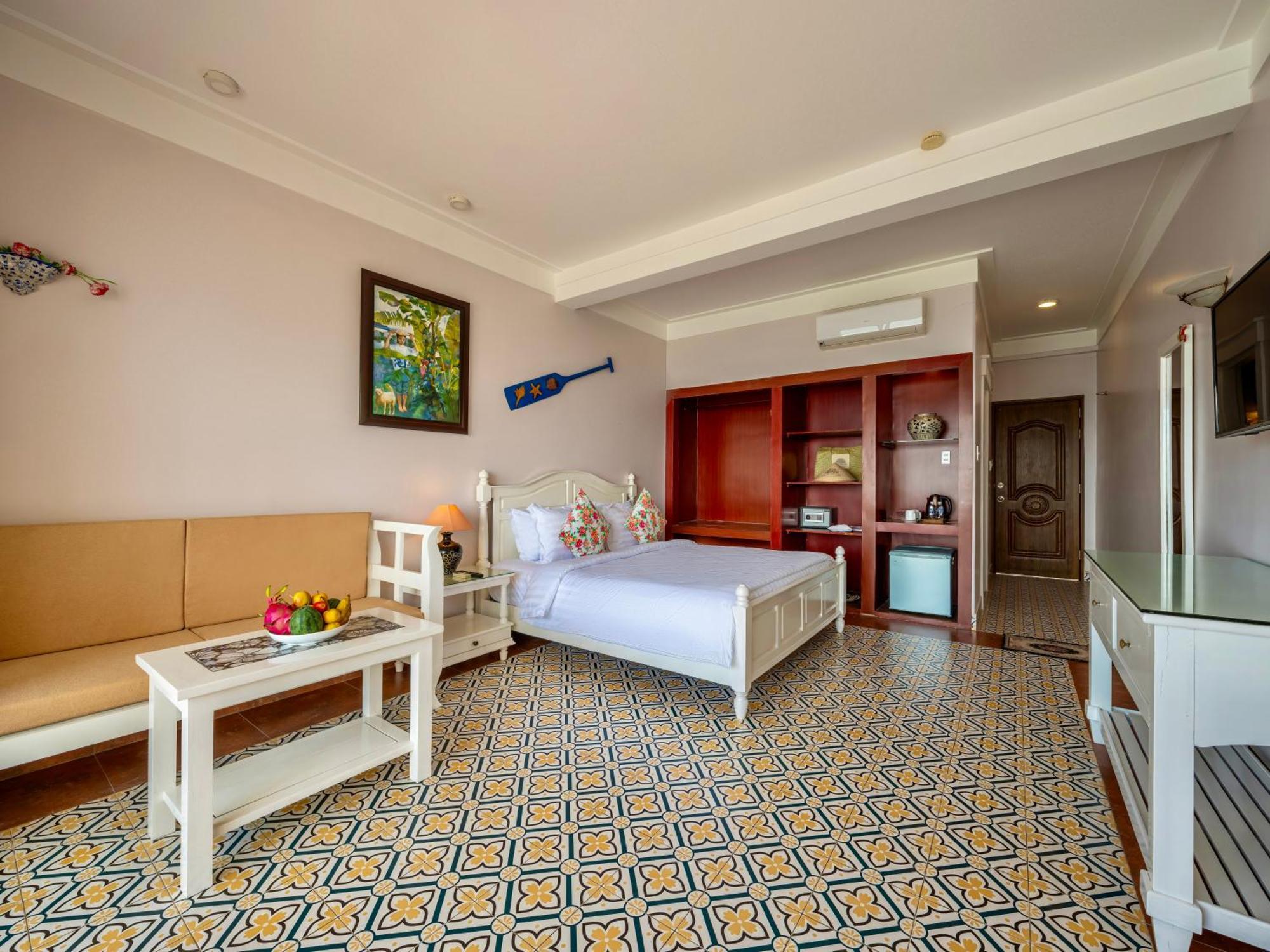 King Suite Sea View