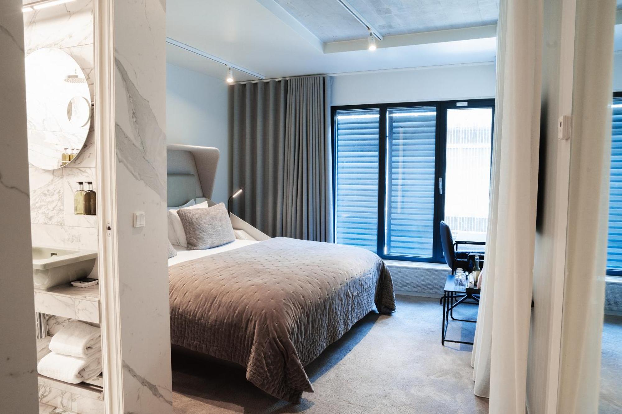 Superior Double Room,1731660569:JPEG