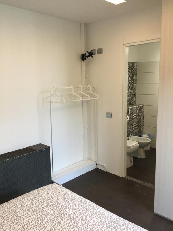 Deluxe Room,749556692:JPEG