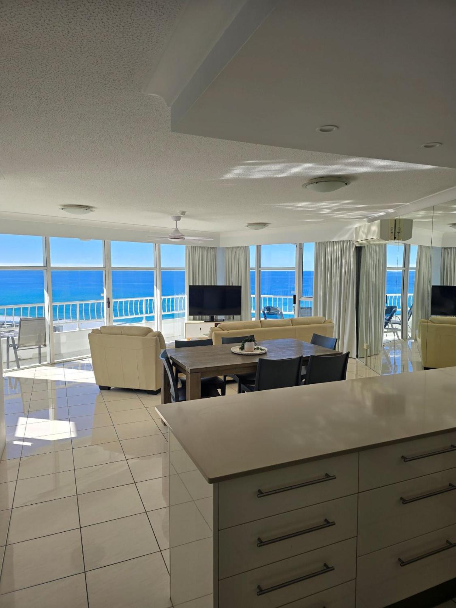 Superior Two-Bedroom Apartment Ocean View