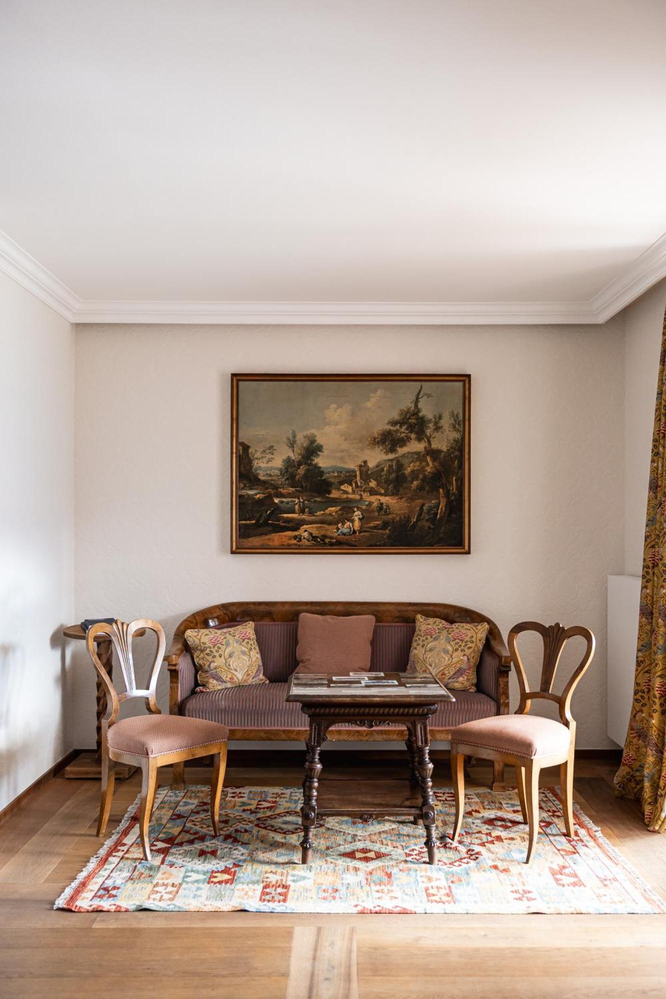 Deluxe Suite,1742610676:JPEG