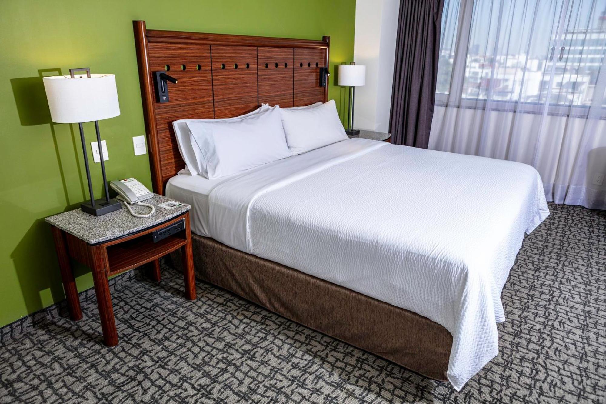 Premium King Room,1769519485:JPEG