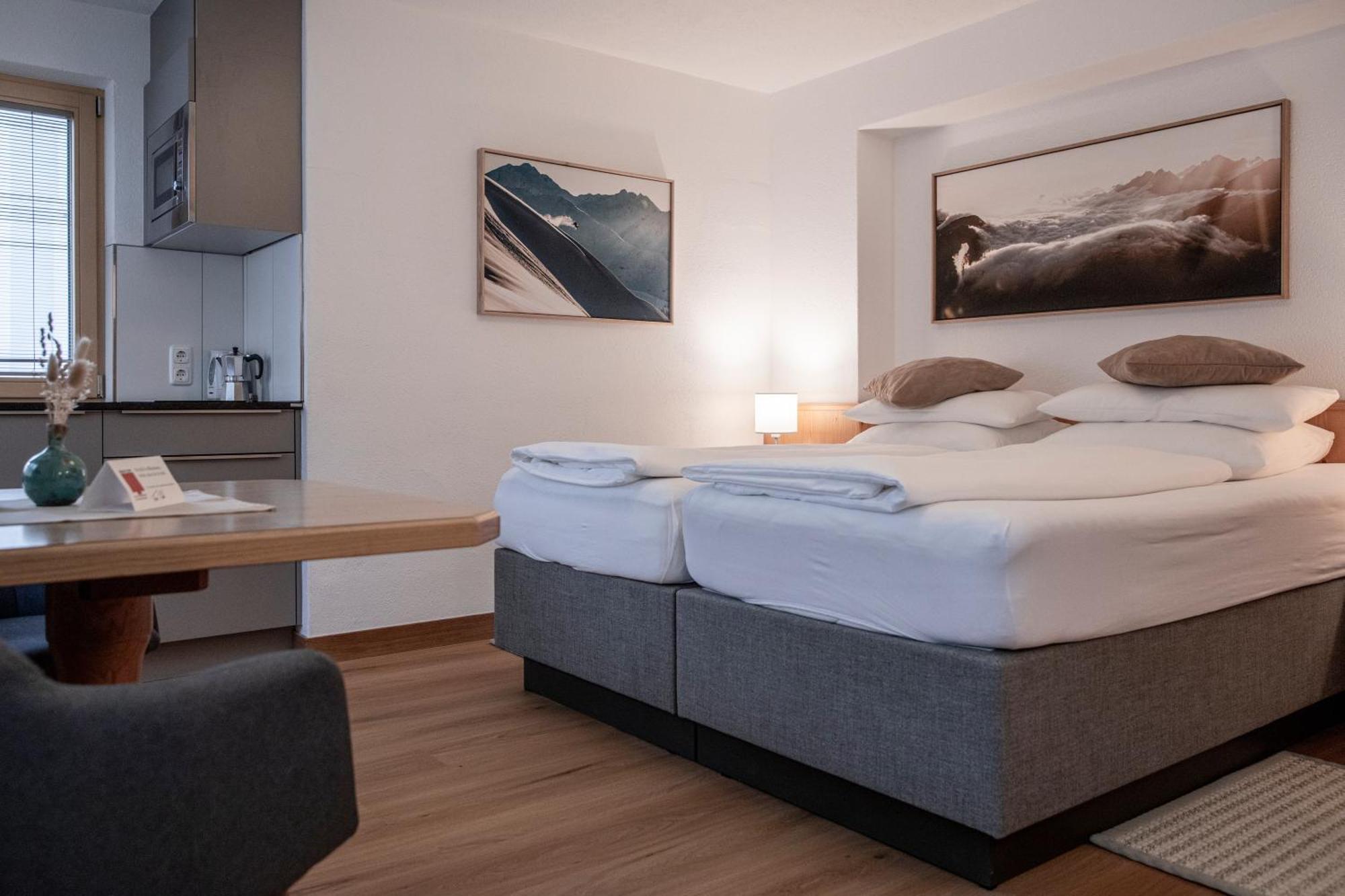 Studio Apartment