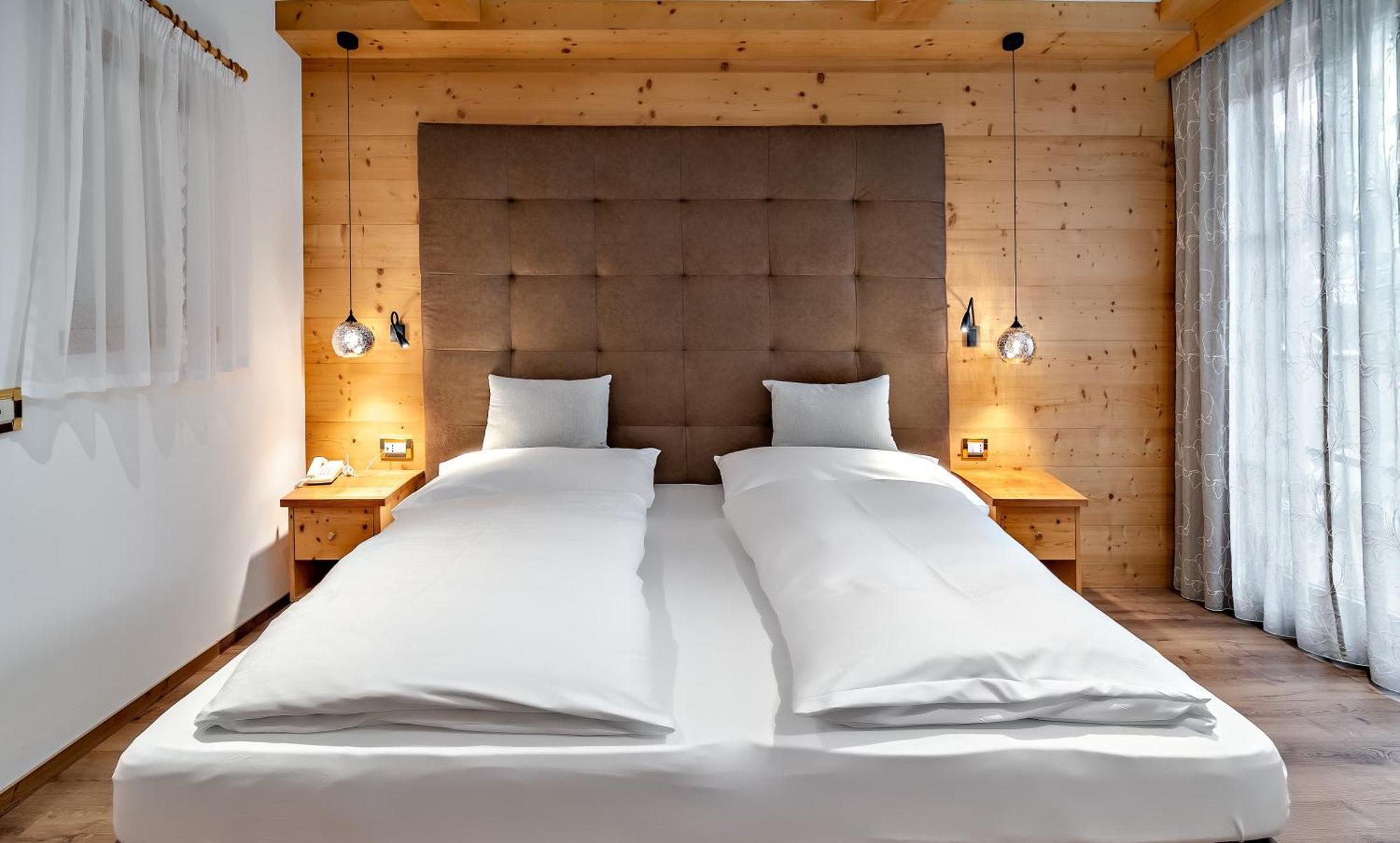 Double Room,1742720652:JPEG
