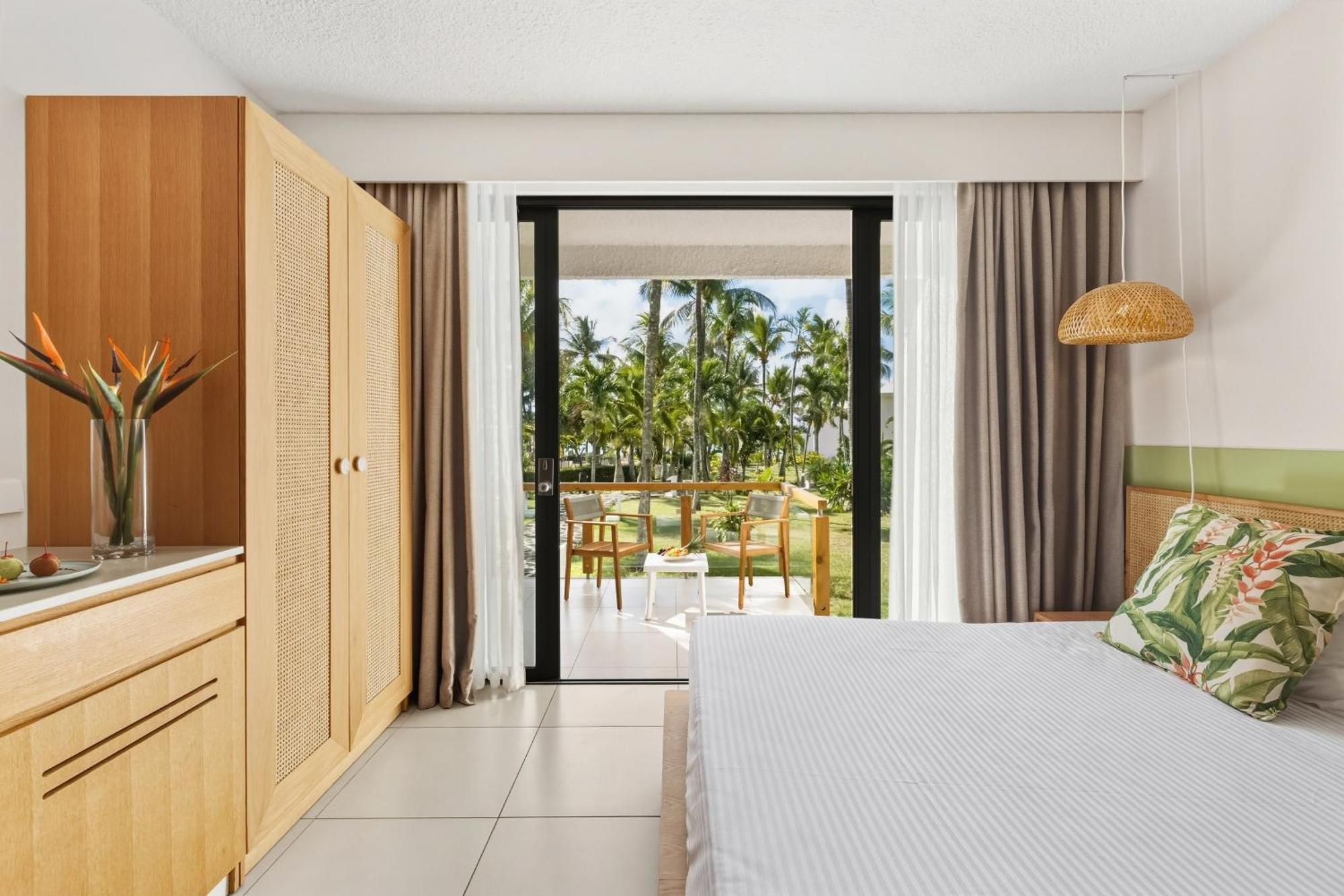 Coral Signature Room Garden View