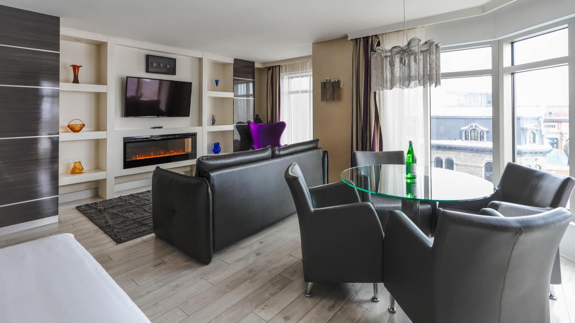 Luxuriöses Studio mit Panoramablick auf die Stadt, 1 Kingsize-Bett und Schlafsofa