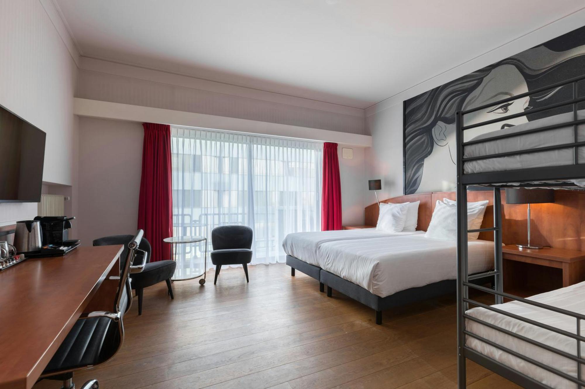 Standard Quadruple Room,1746816252:JPEG