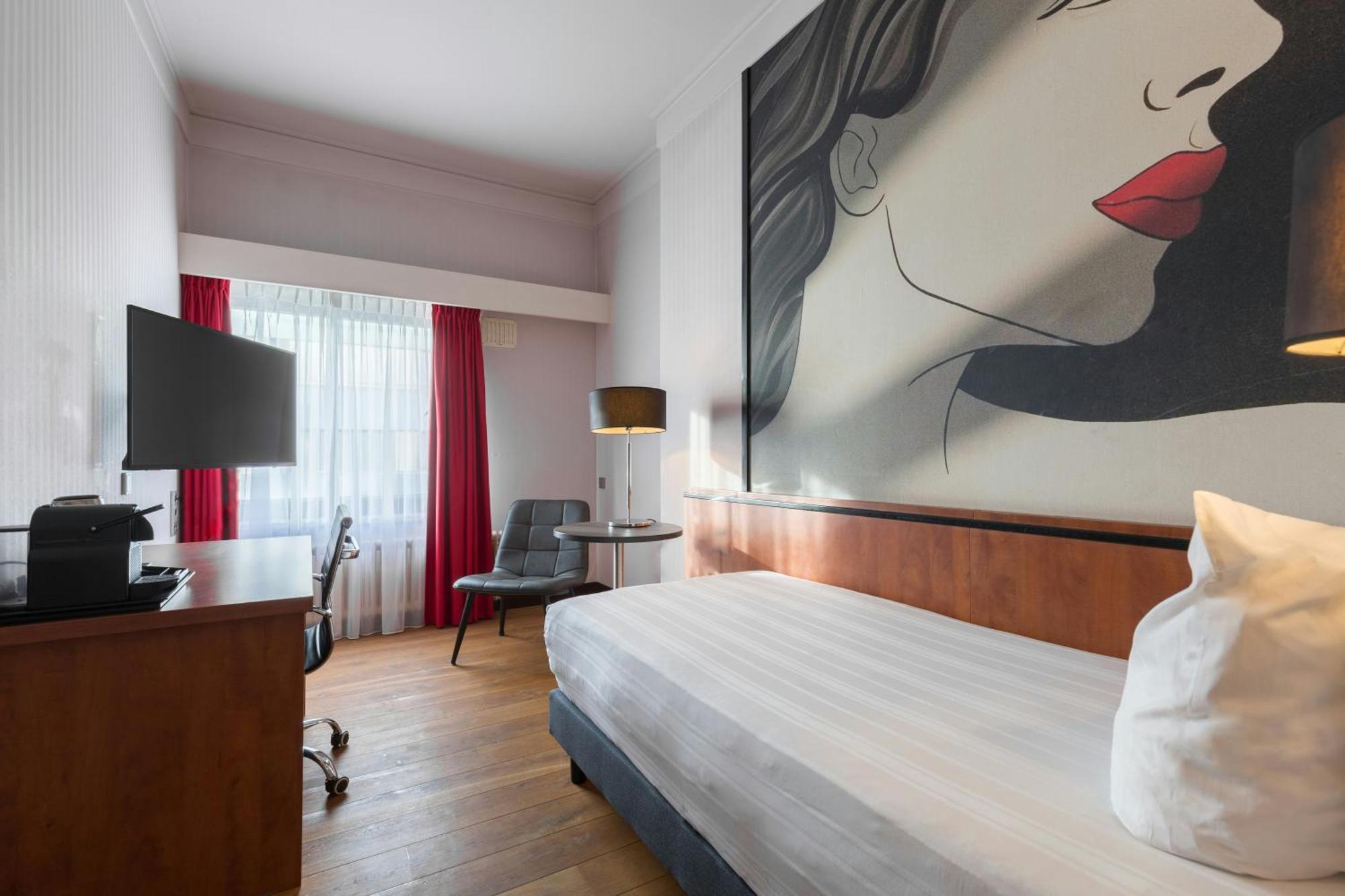 Single Room,1746817590:JPEG