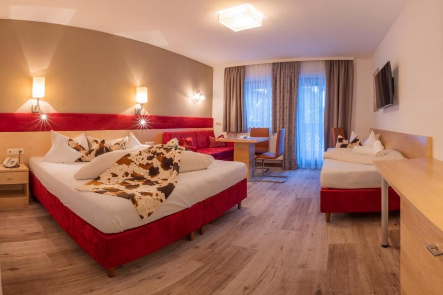 Triple Room,1678634240:JPEG
