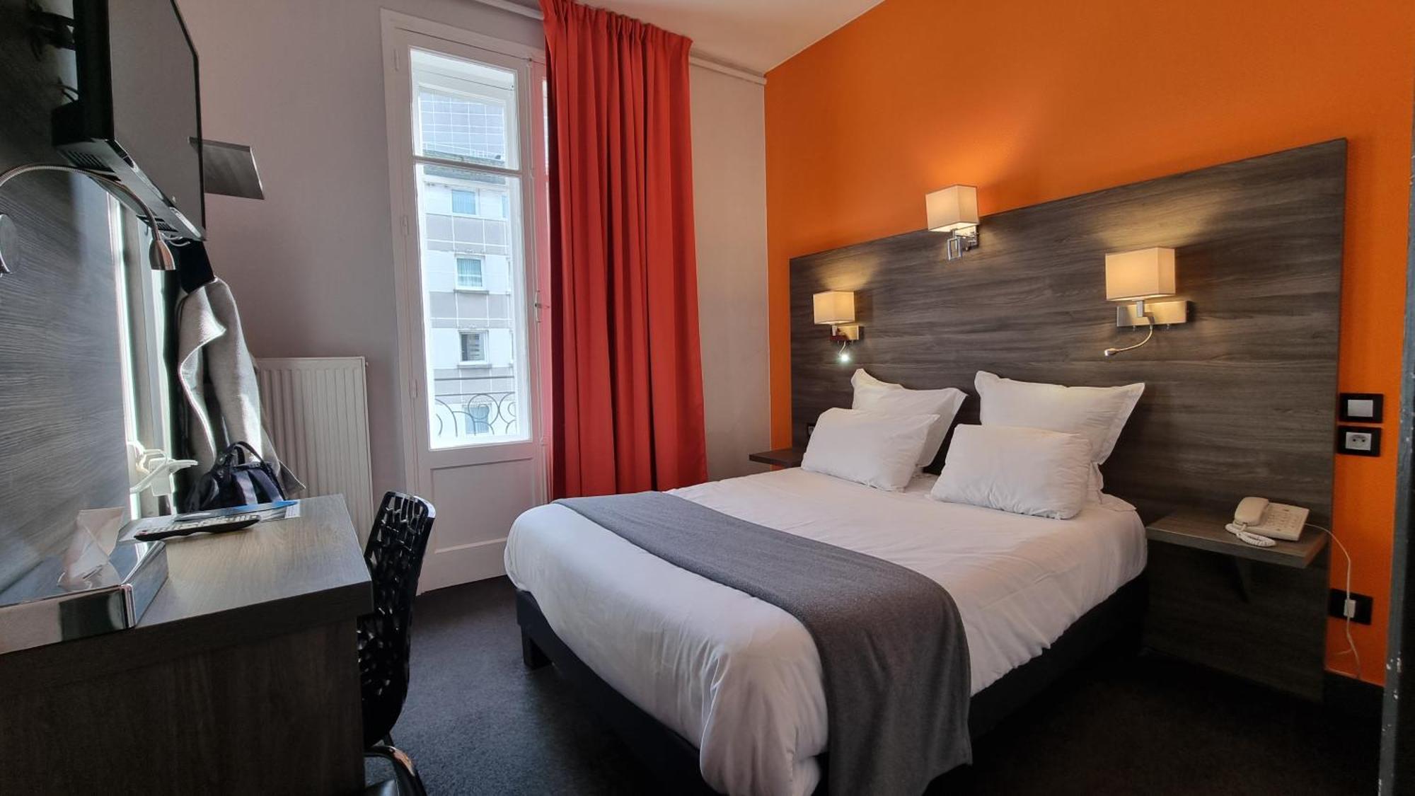 Double Room,1770487182:JPEG