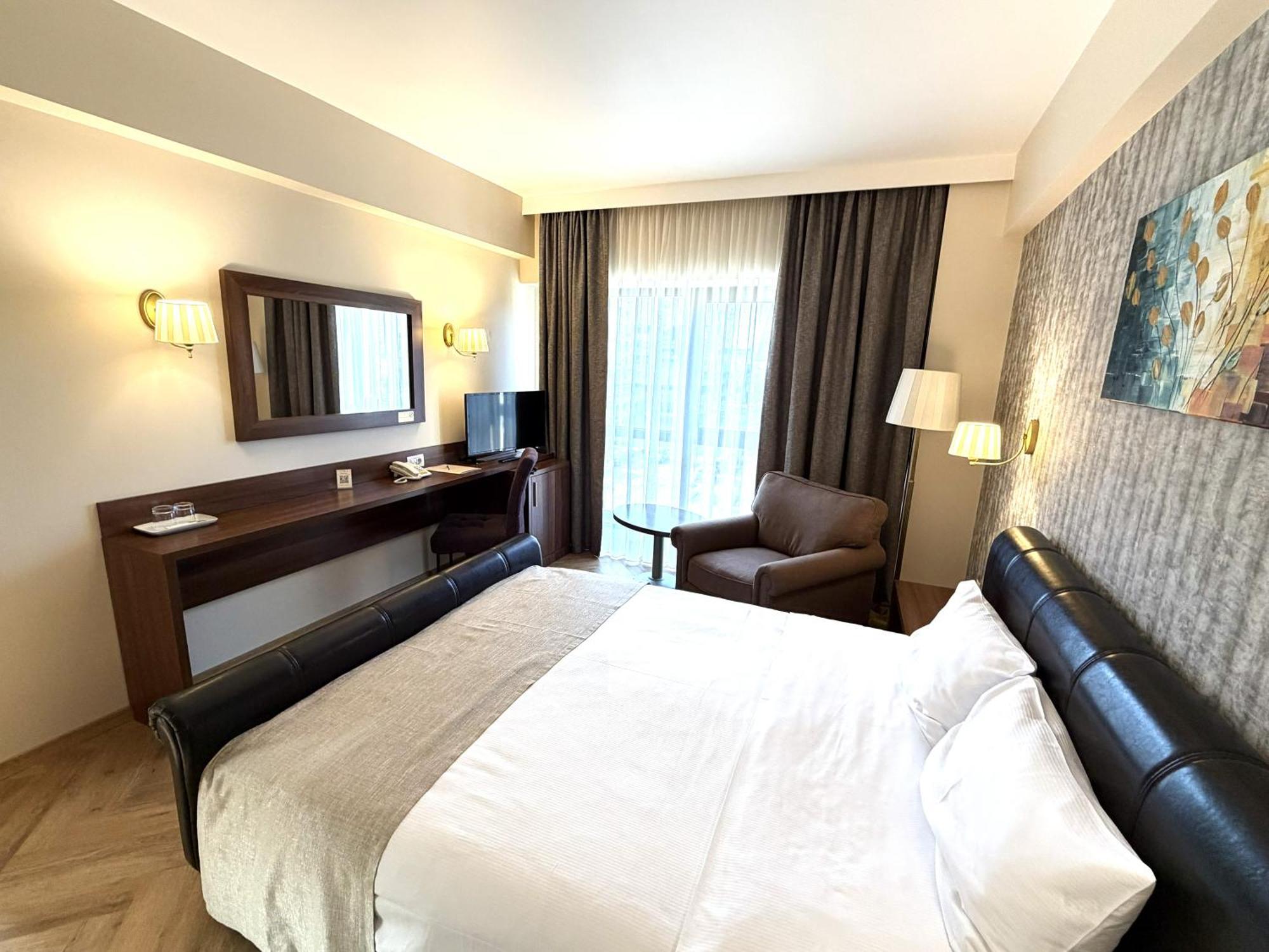 One-Bedroom Suite Non Smoking
