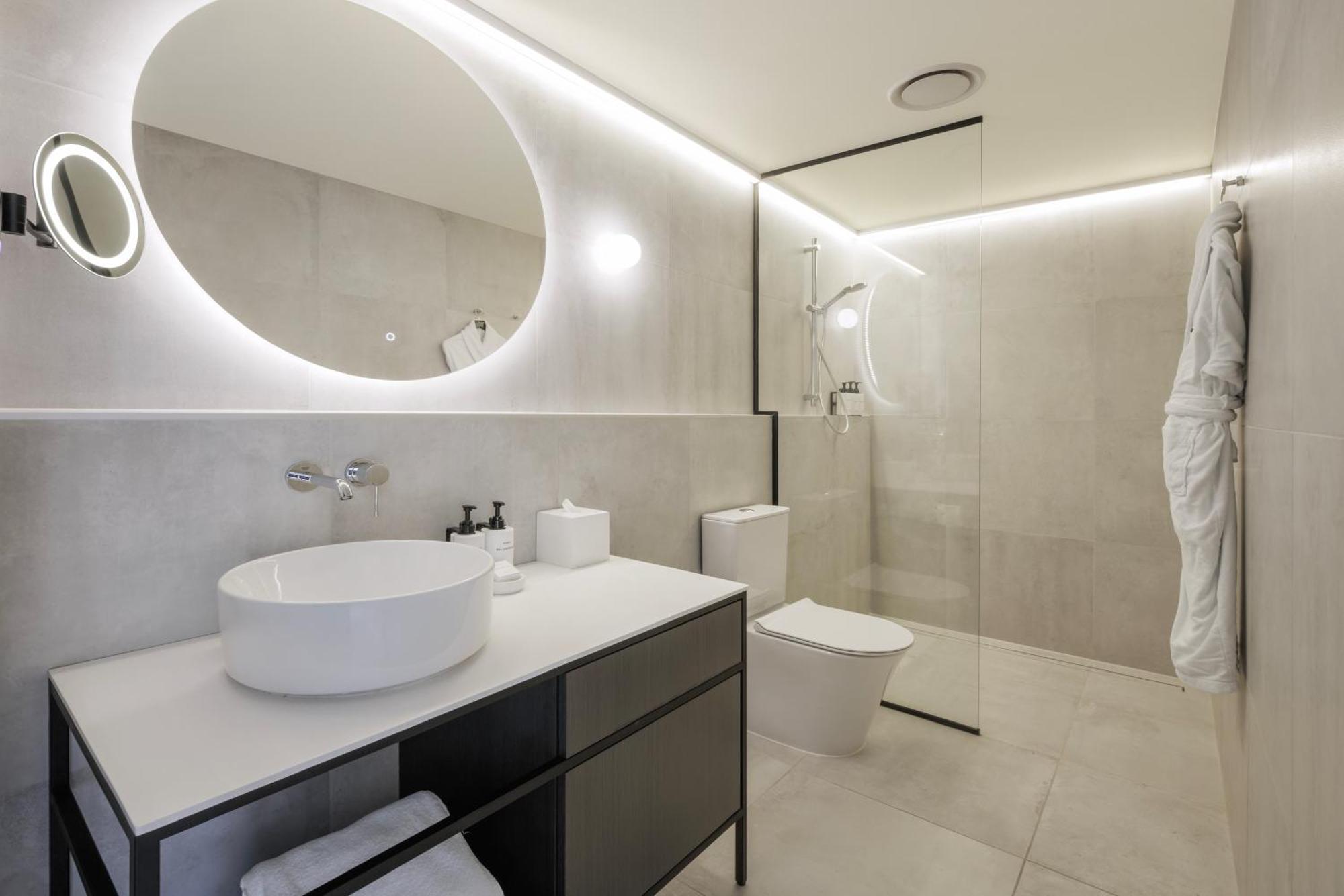 Mayfair Deluxe Suite