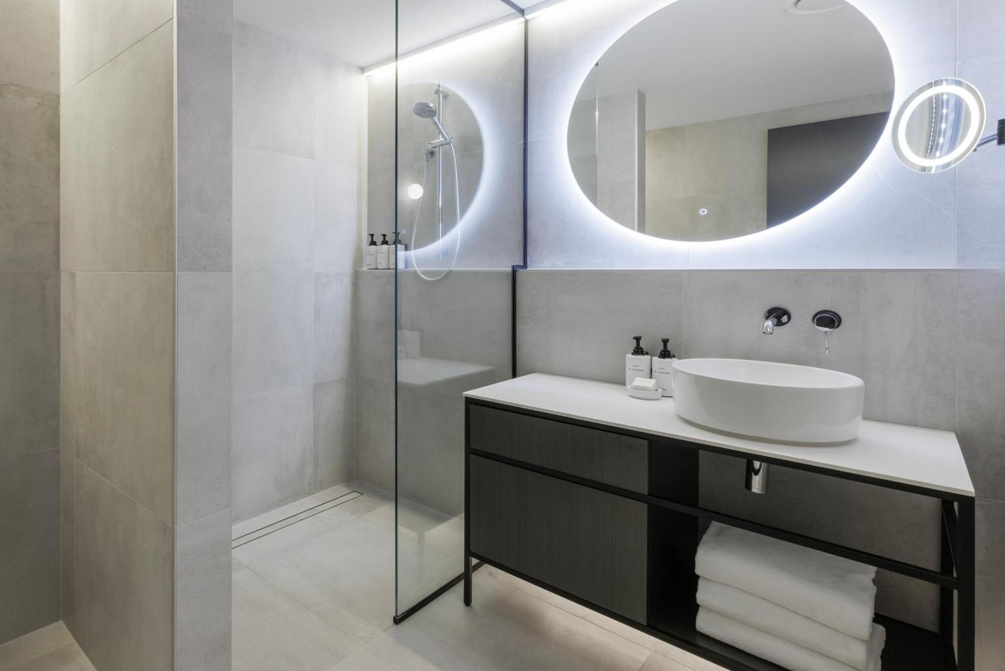 Mayfair Suite