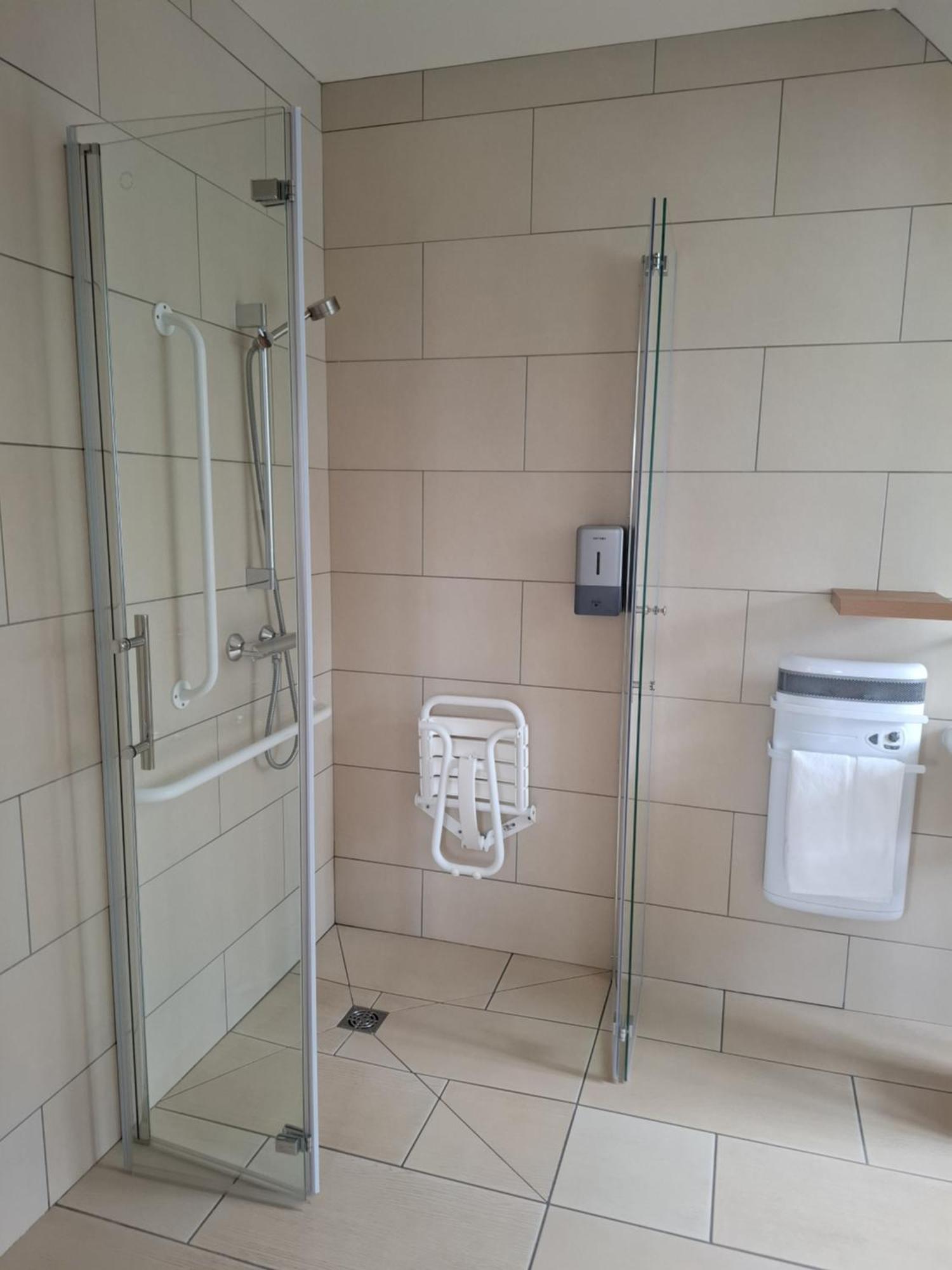 Double Room Disability Access,1757068638:JPEG