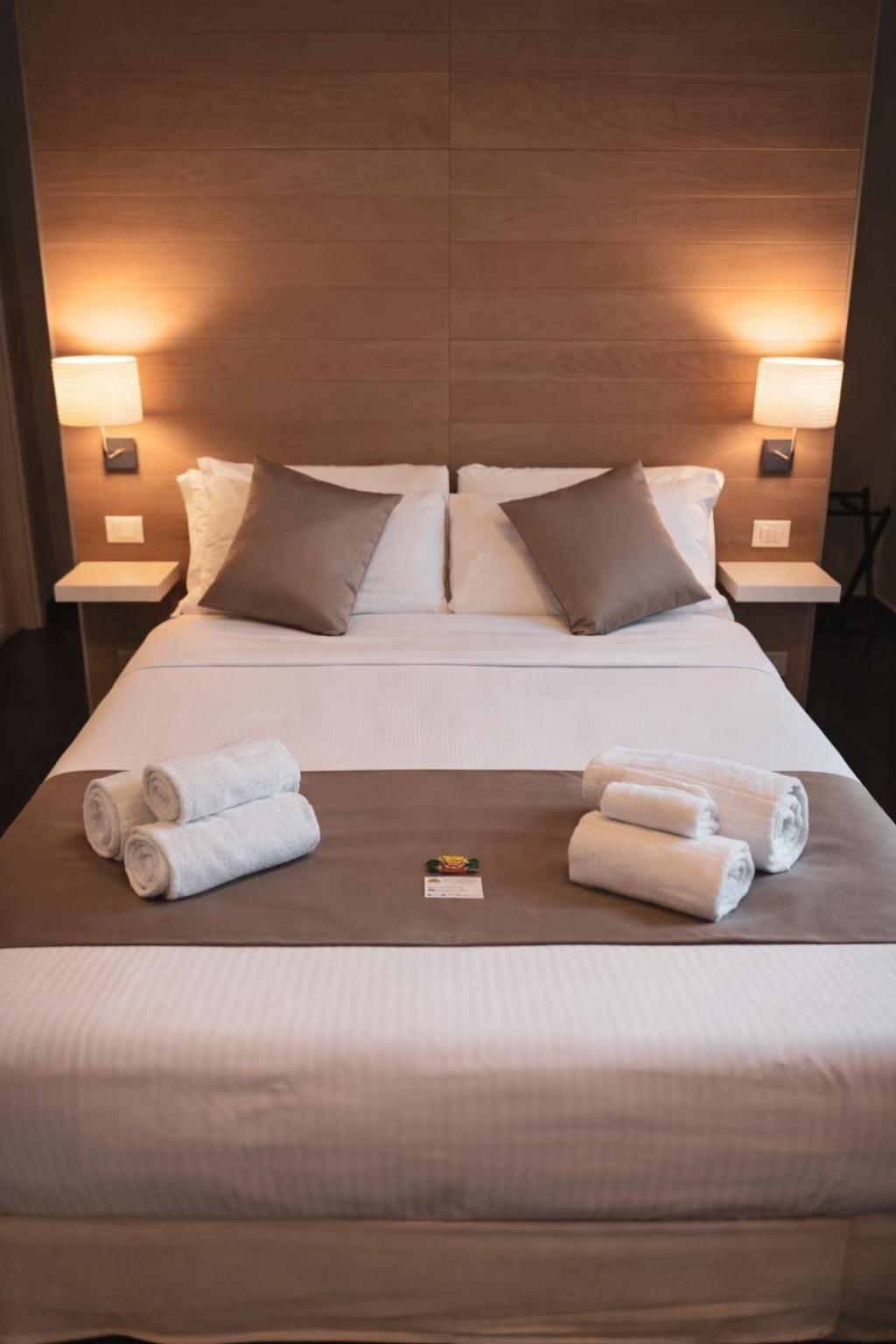 Double Room Private Bathroom