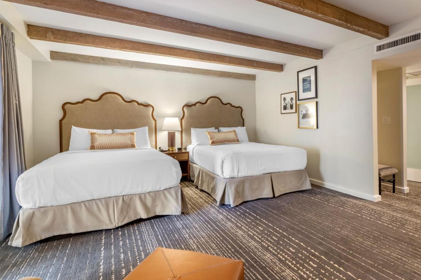 Deluxe Room 2 Queen Beds