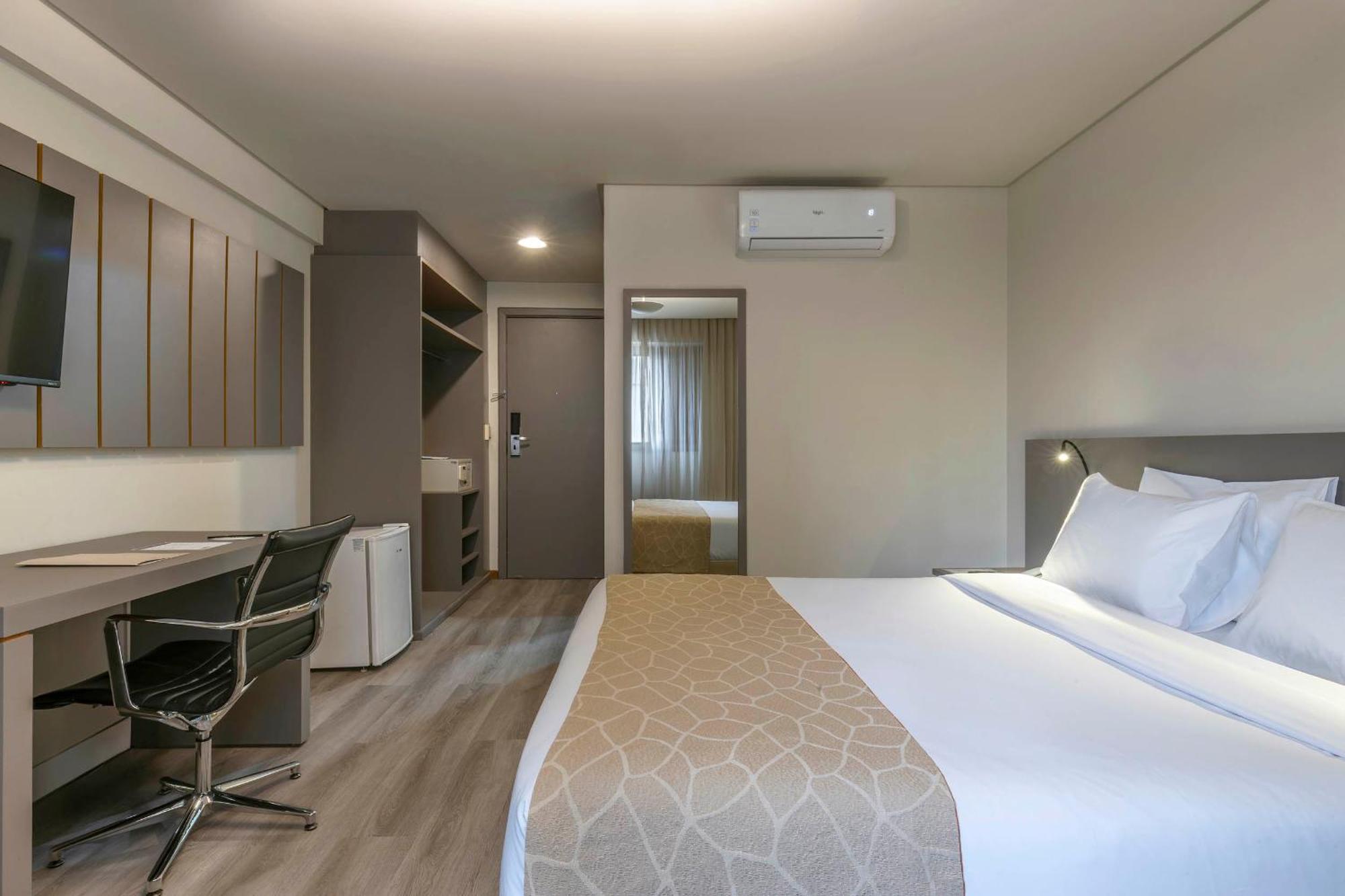 Superior Queen Room