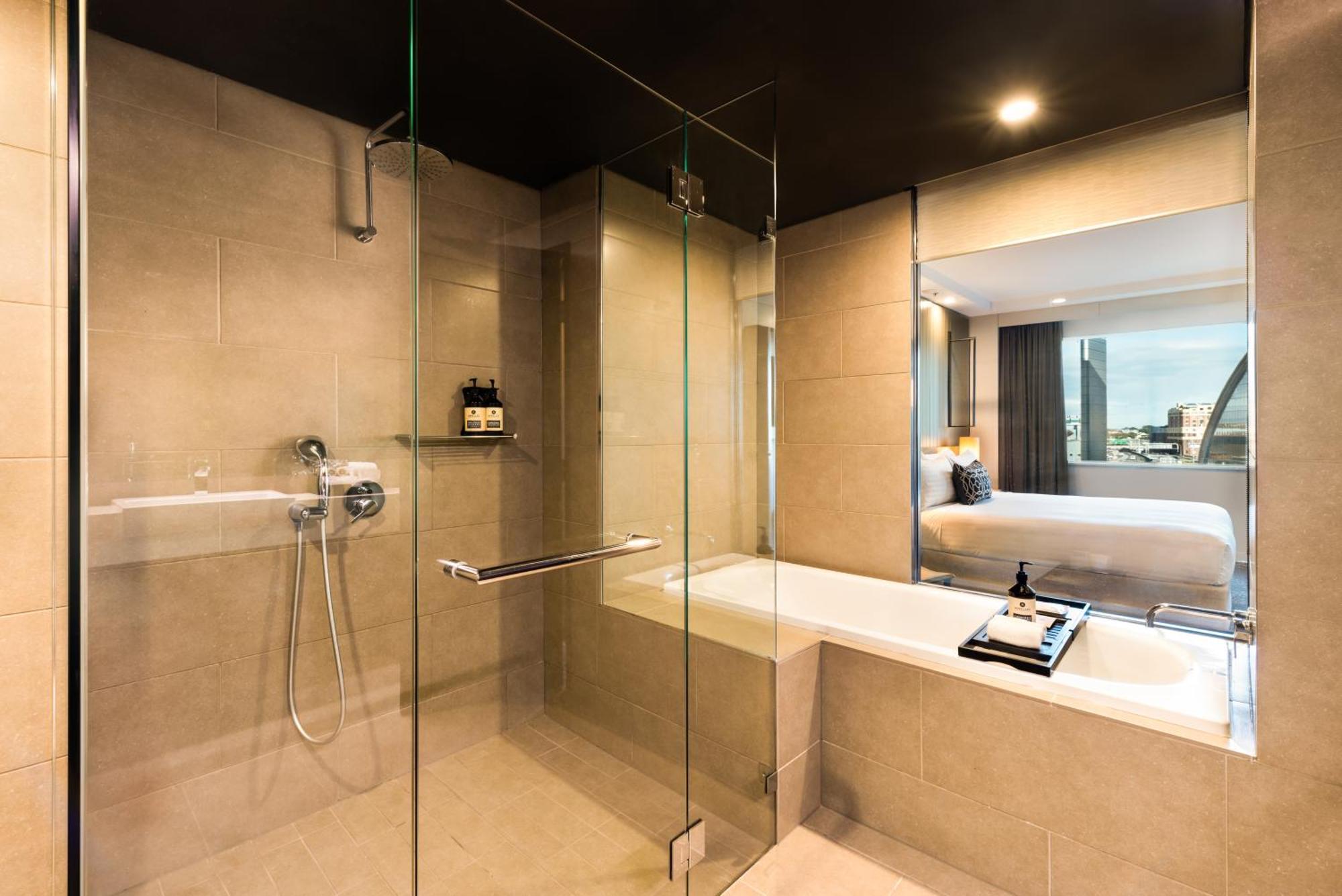Suite with Club Lounge Access,1765211762:JPEG