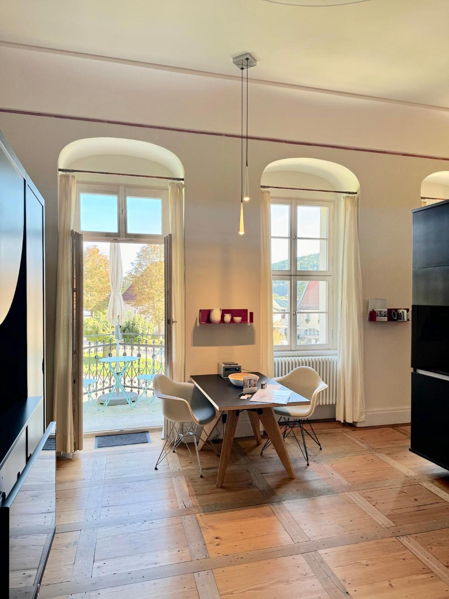 Studio Balcony
