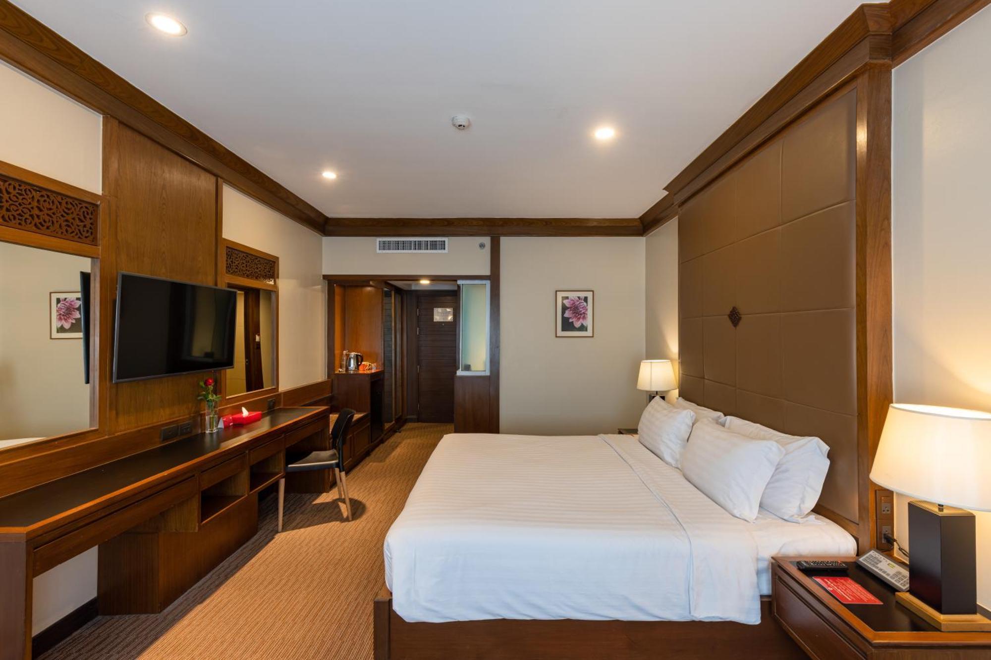 Classic King Room