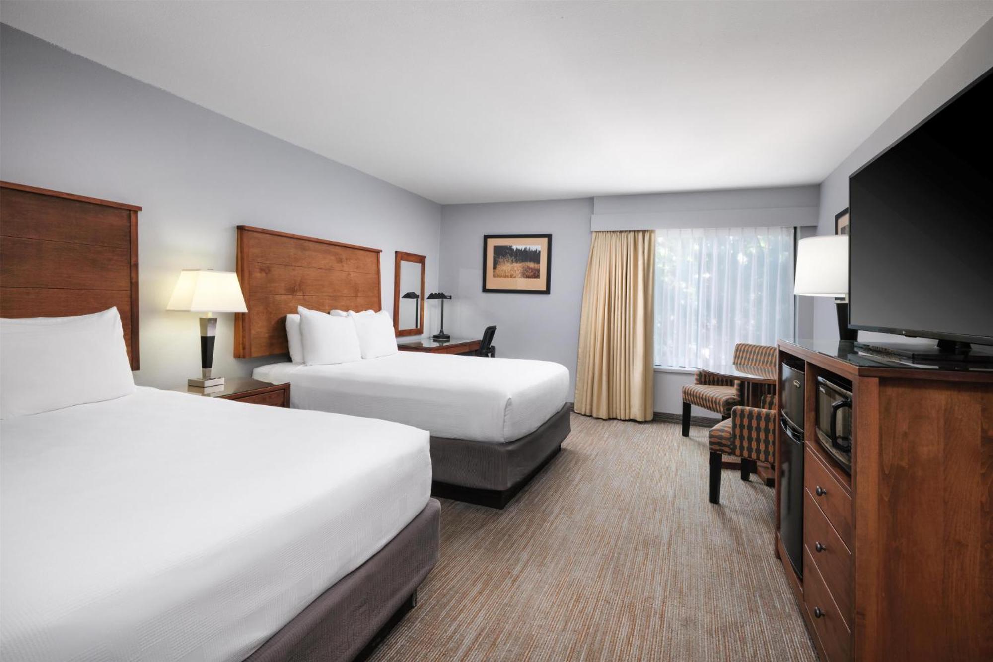 Standard Room Two Queen Beds Upper Floor No Pets,1765889944:JPEG