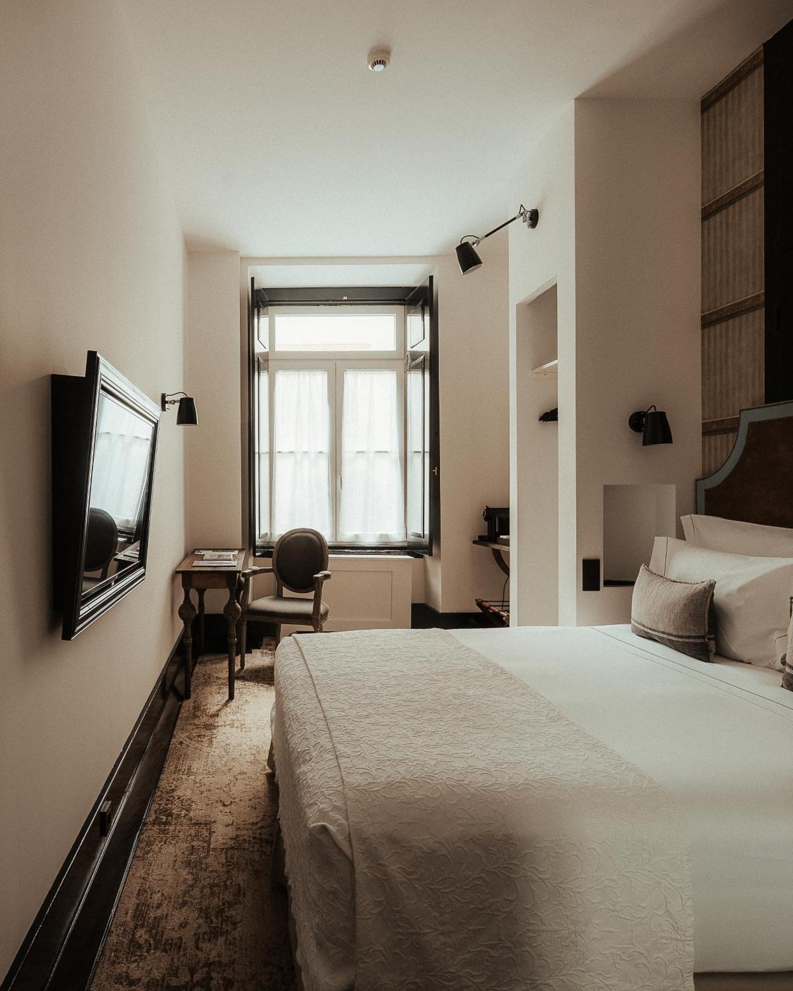 Double or Twin Room,1765925818:JPEG