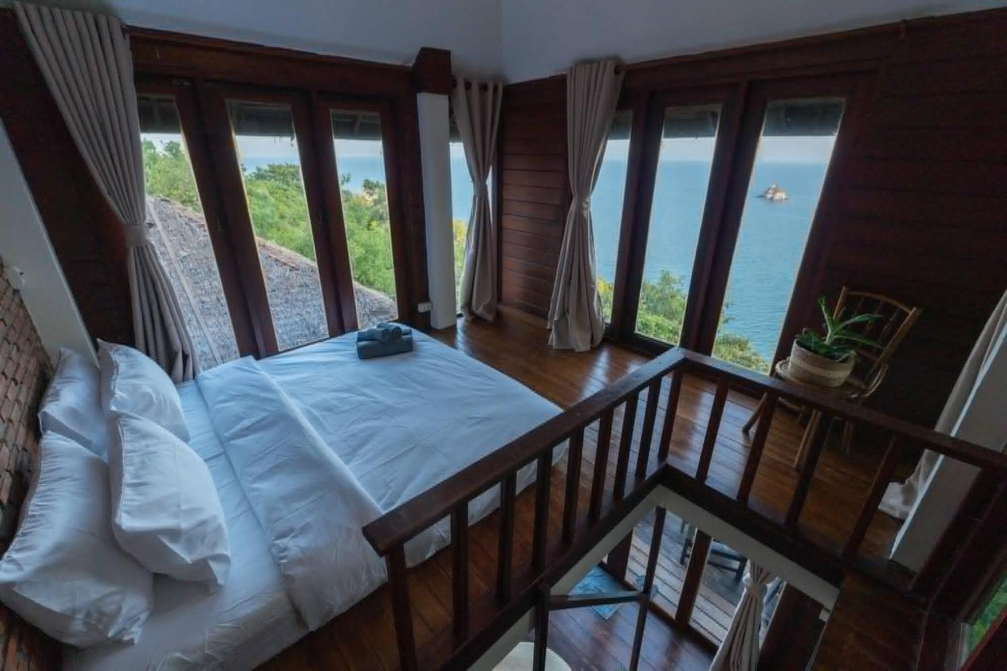 Duplex Sea View Bungalow Balcony #2