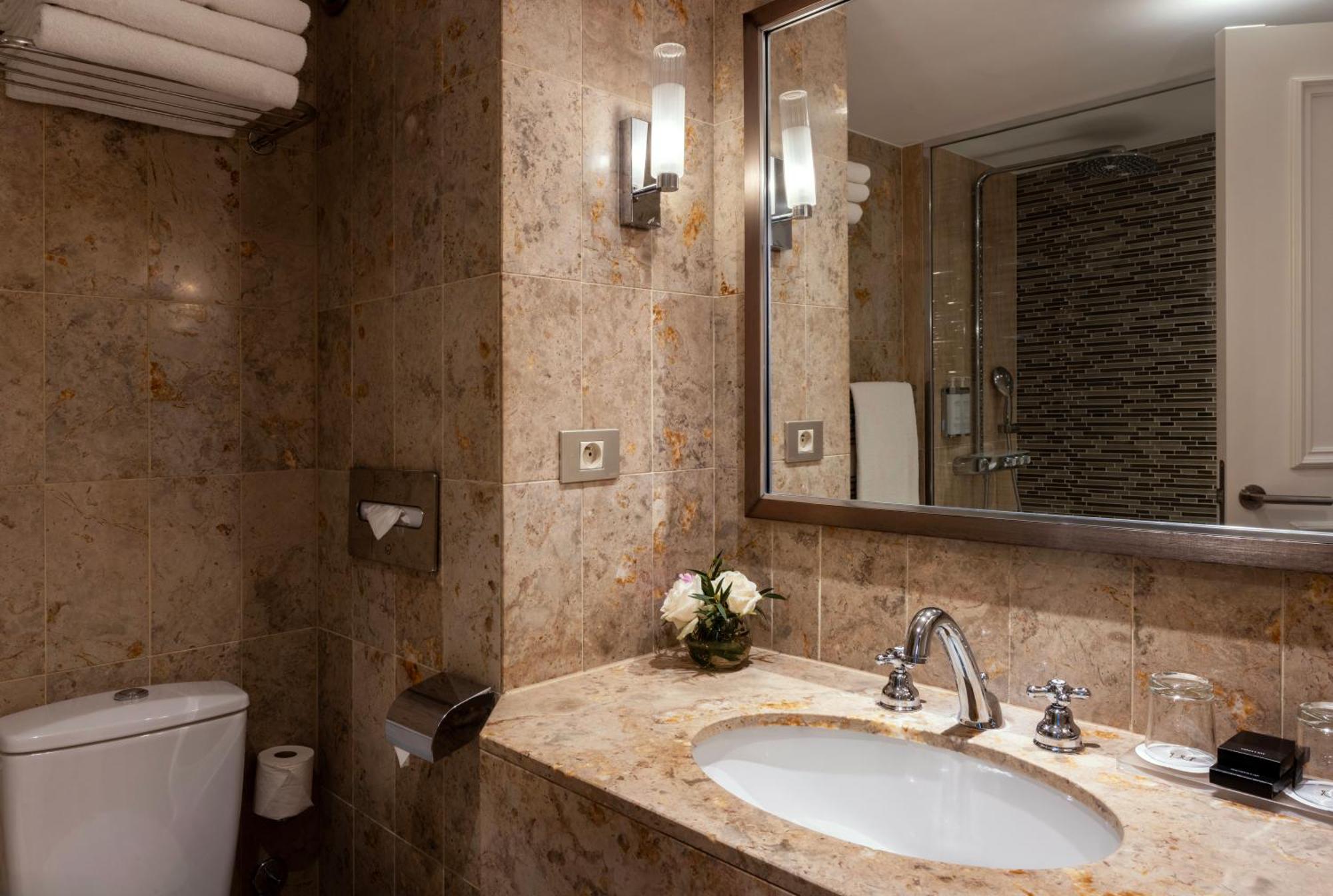 Premium Twin Room