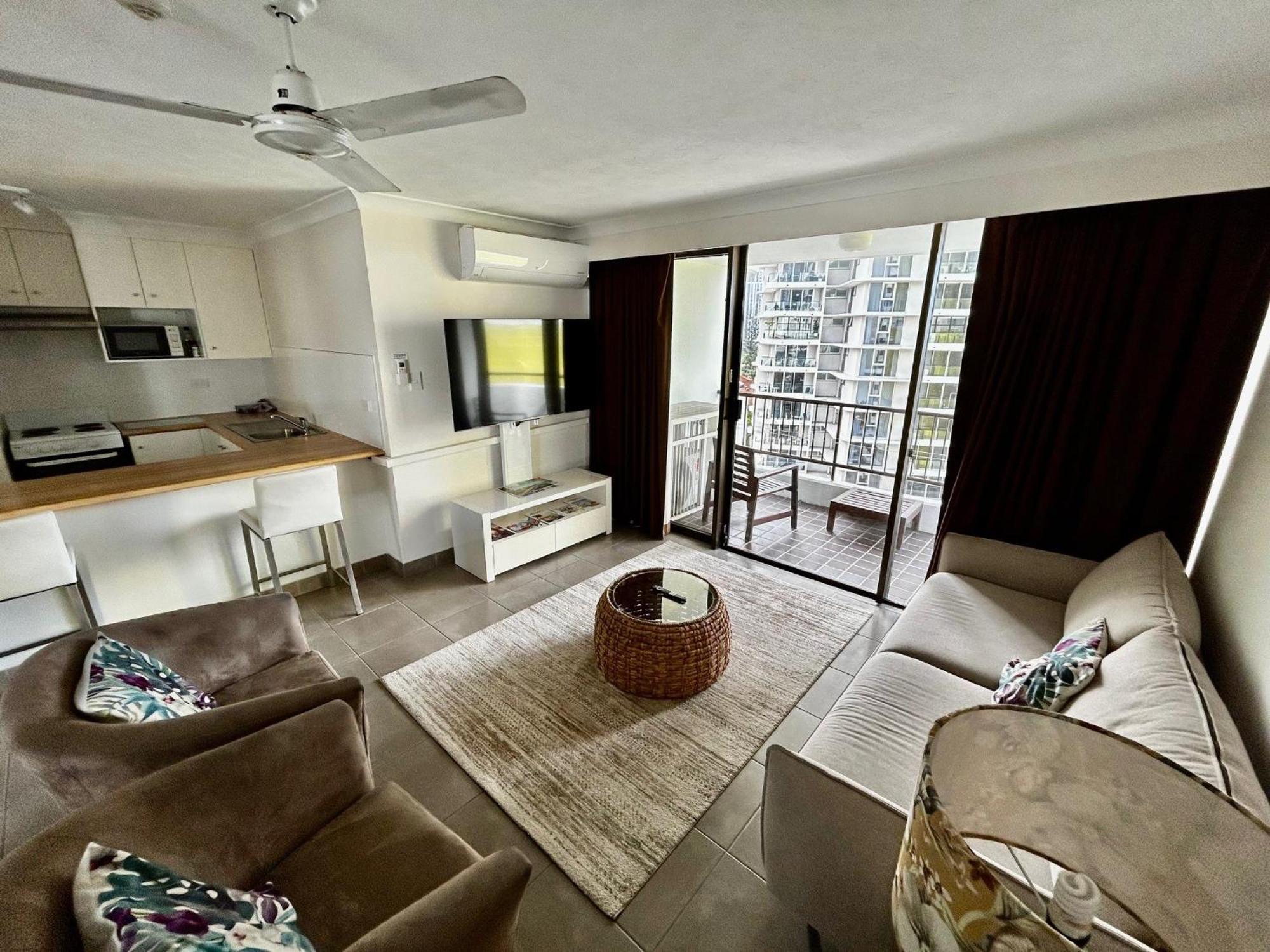 One Bedroom Apartment