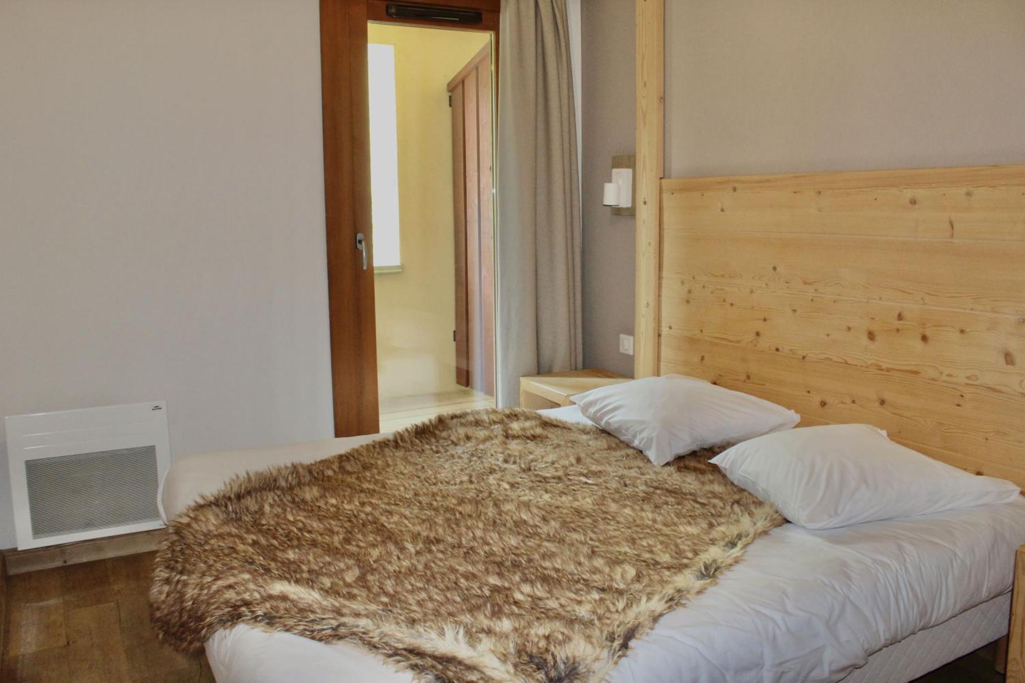 Three-Bedroom Apartment,1769559446:JPEG