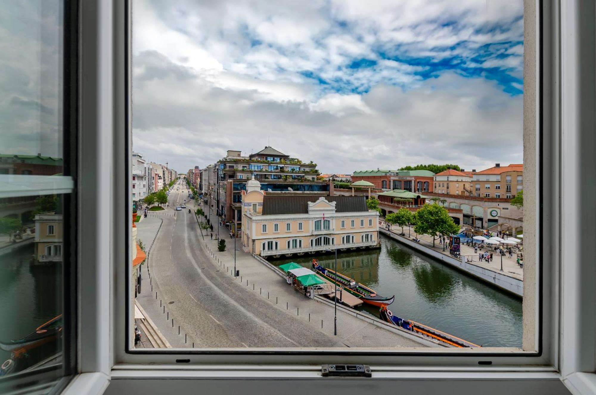 Suite with City View