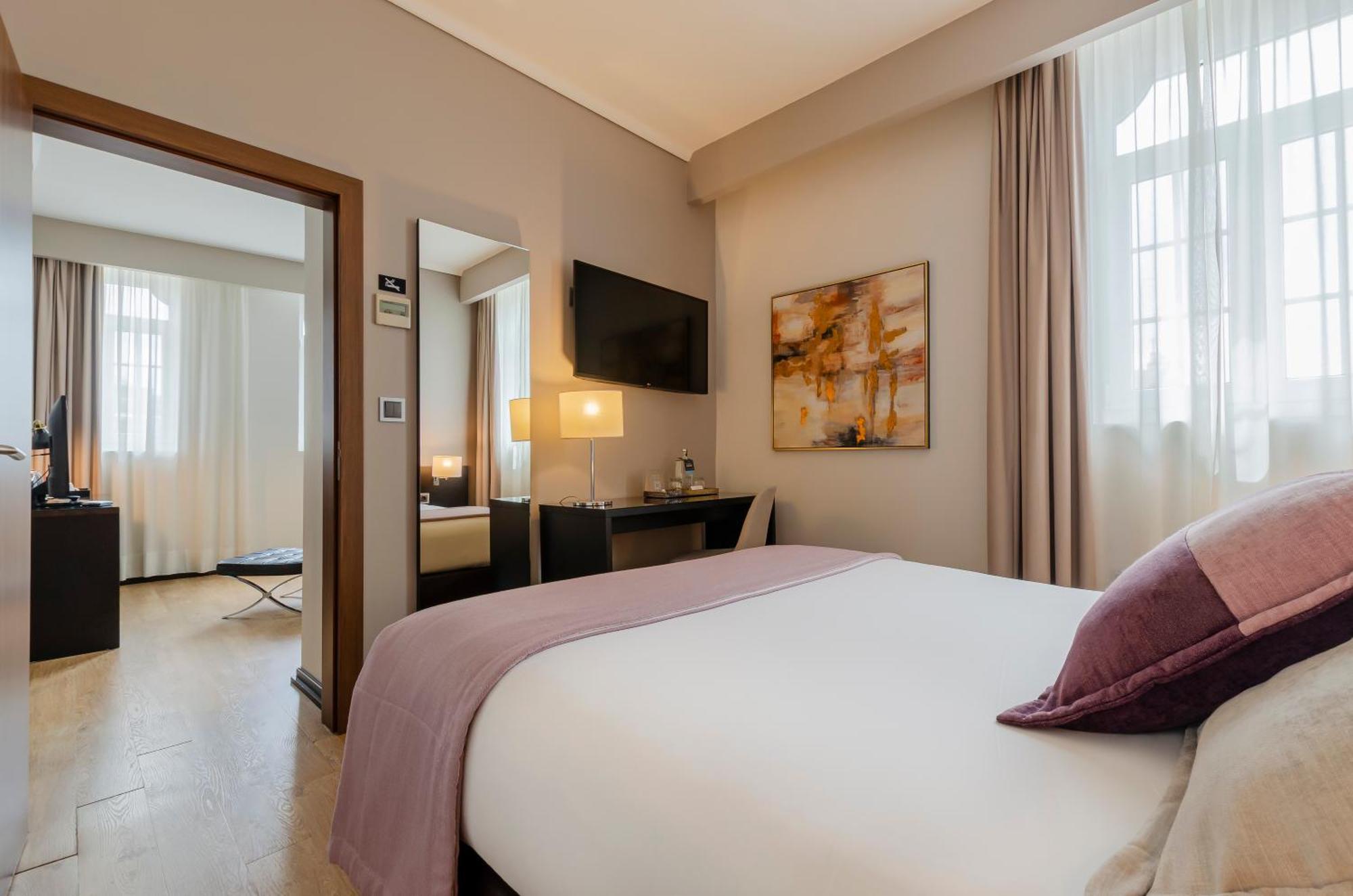 Suite City View