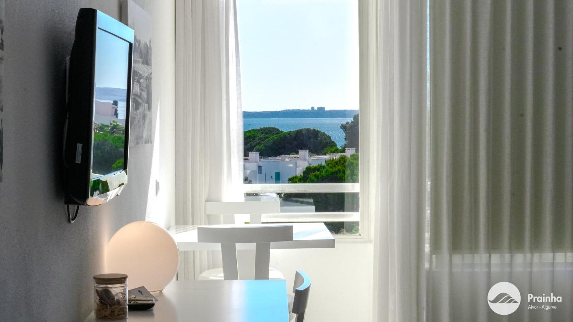 One-Bedroom Apartment Sea View,1771486897:JPEG