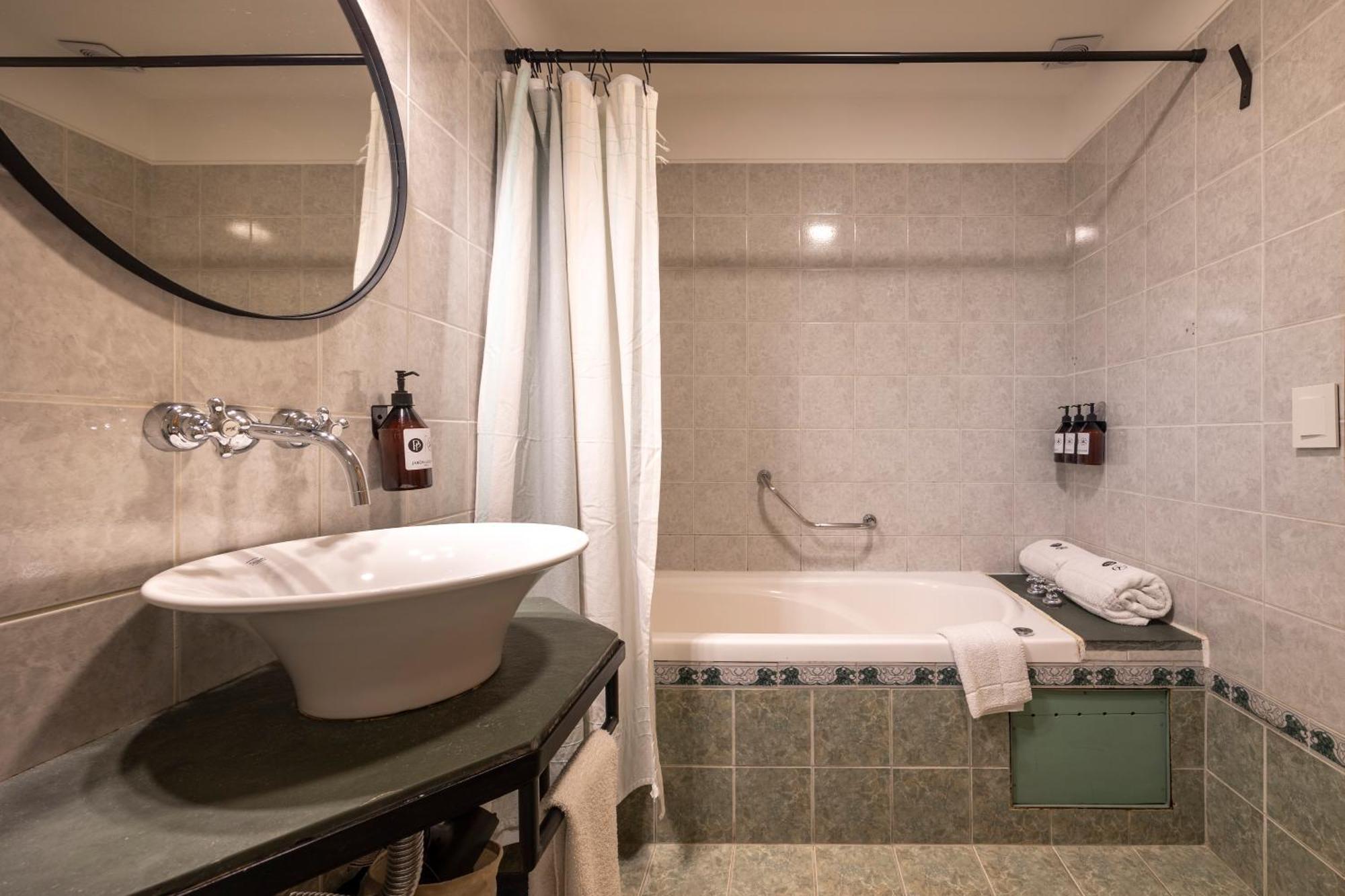 Double or Twin Room Standard