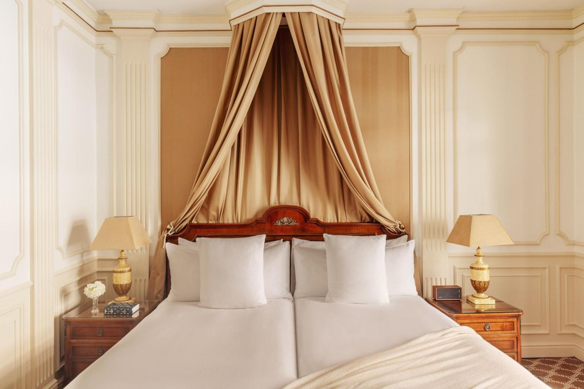 Premier Room,1771705710:JPEG