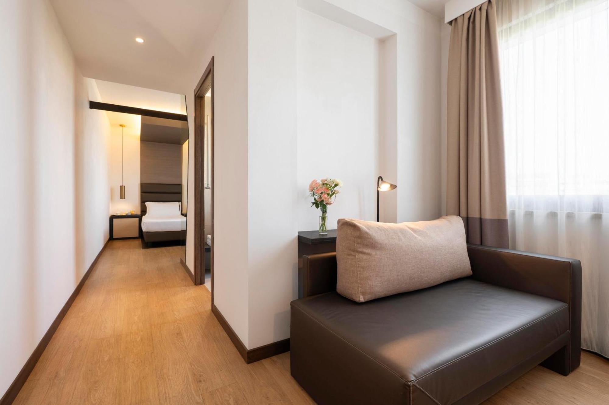 Superior Double or Twin Room,1771707888:JPEG