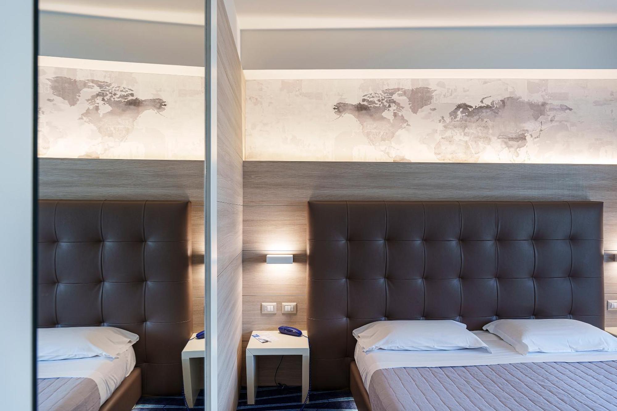 Standard Double or Twin Room Balcony